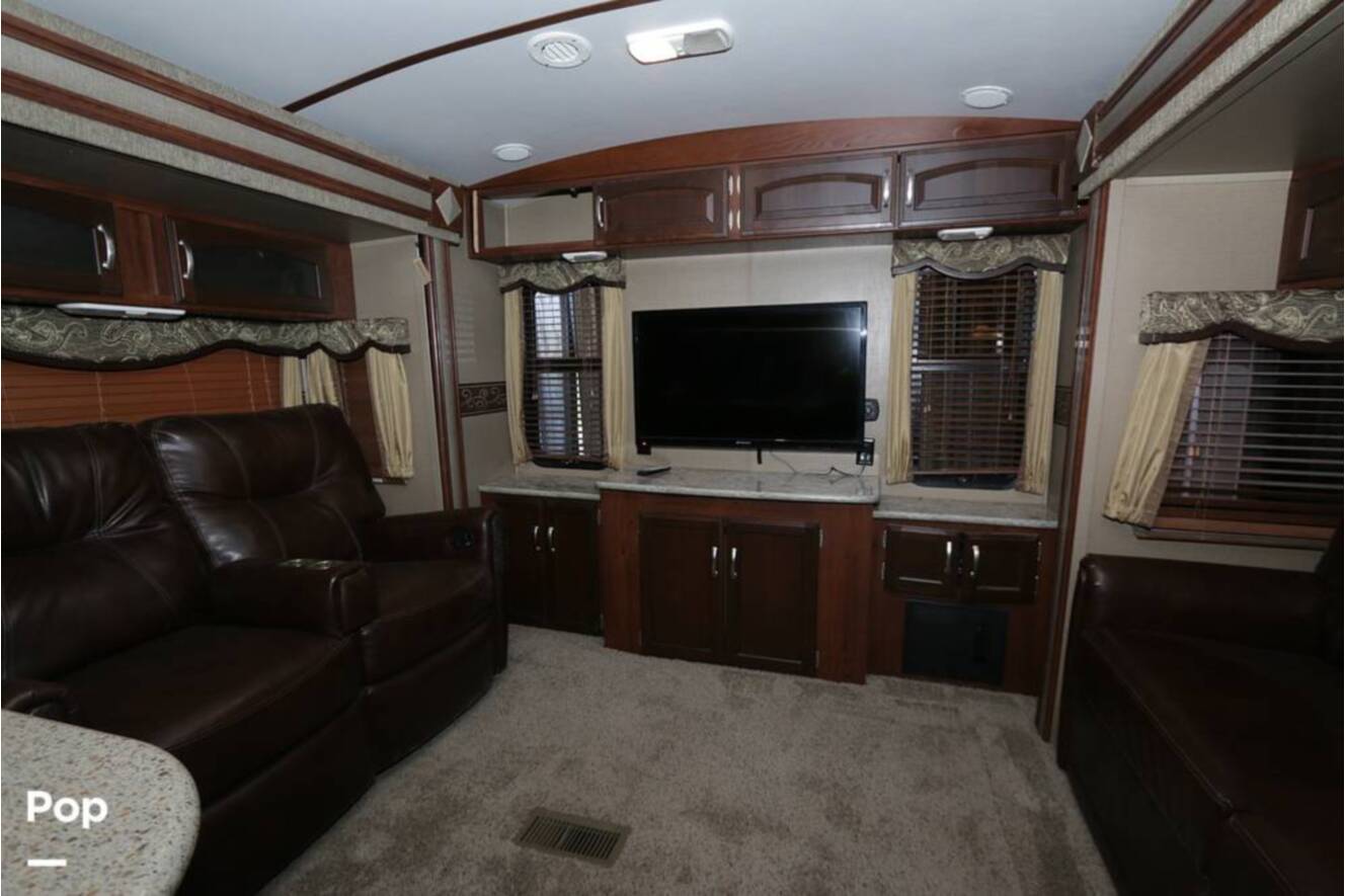 A photo of this 2015 Keystone Outback Super-Lite 326RL