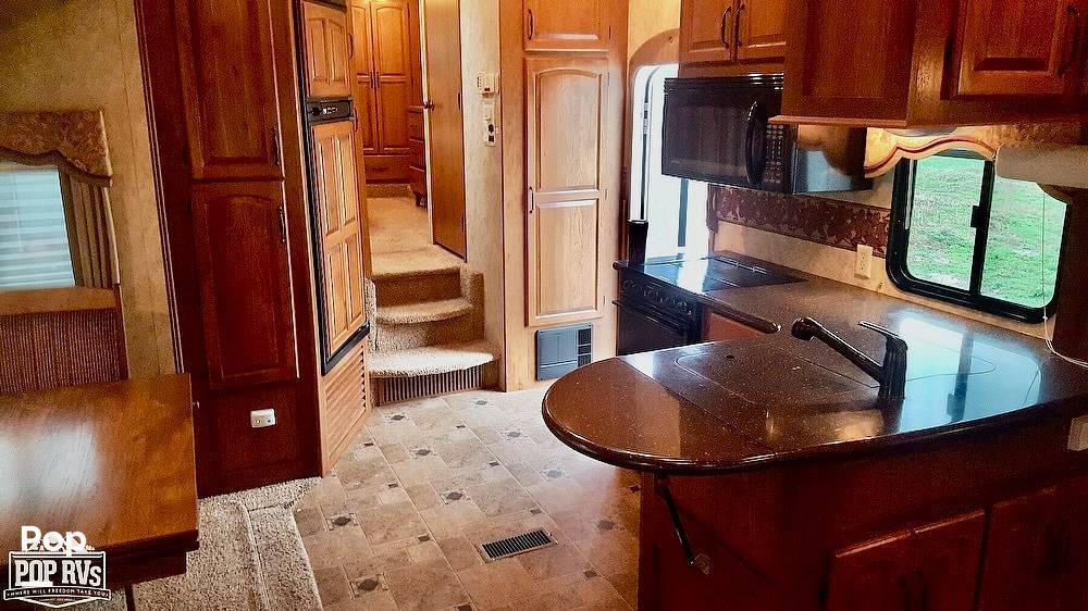 2011 Keystone Montana Hickory 3150RL in camp douglas WI
