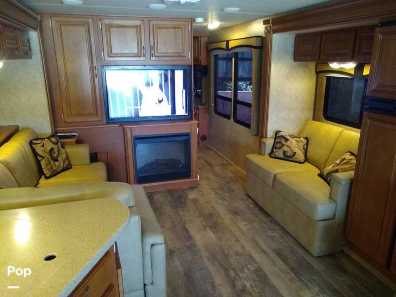 A photo of this 2011 Holiday Rambler Vacationer 36SBT