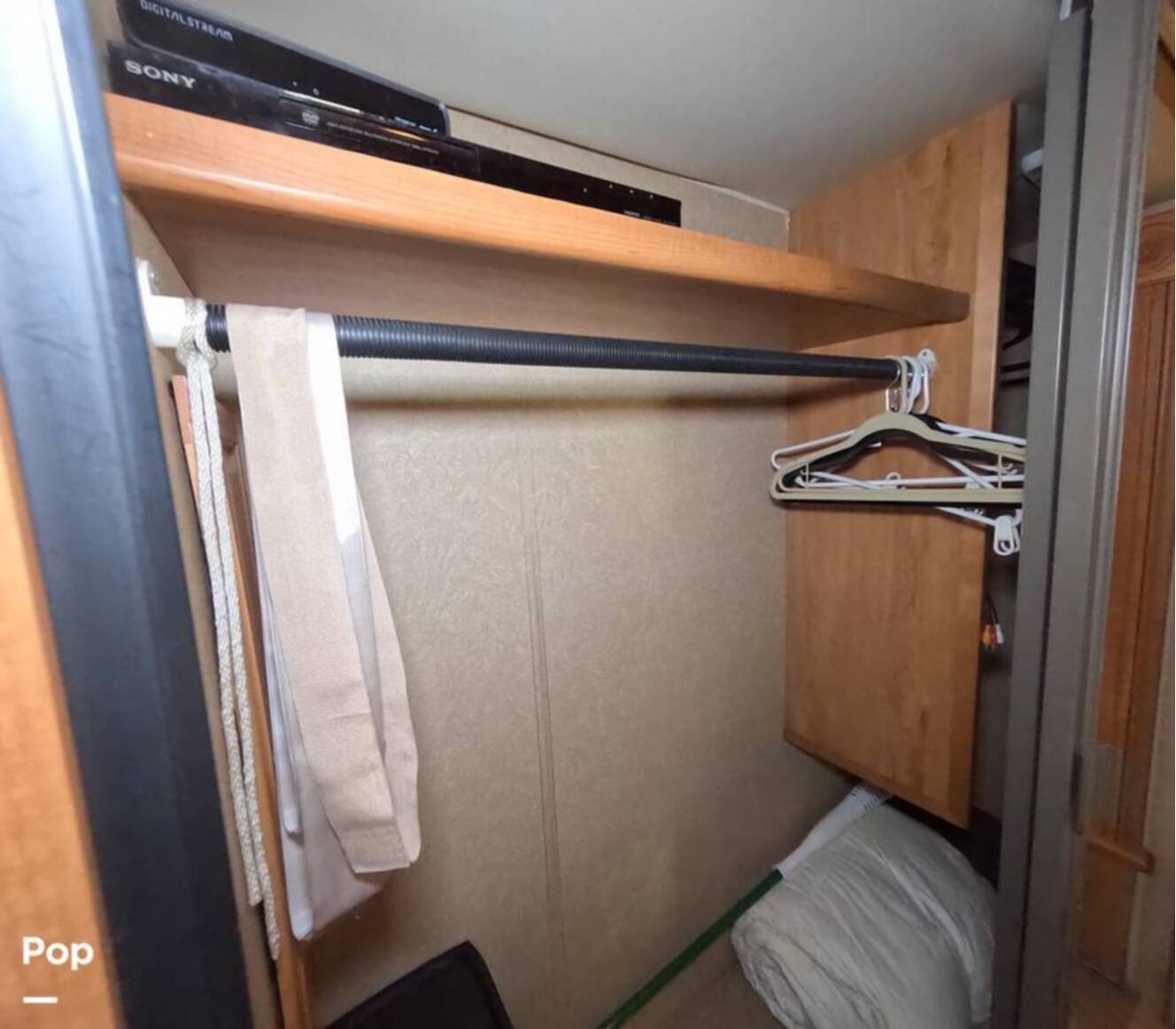 A photo of this 2006 Winnebago Tour 40KD