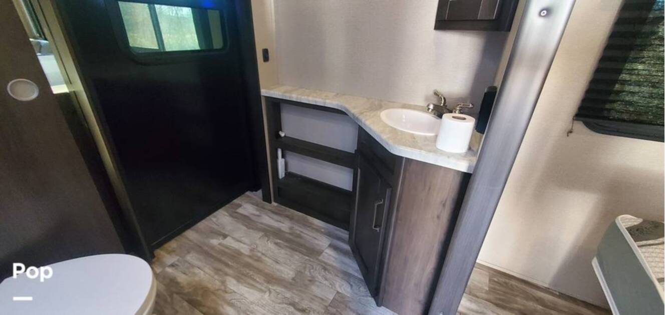 A photo of this 2022 Grand Design Transcend Xplor 321BH