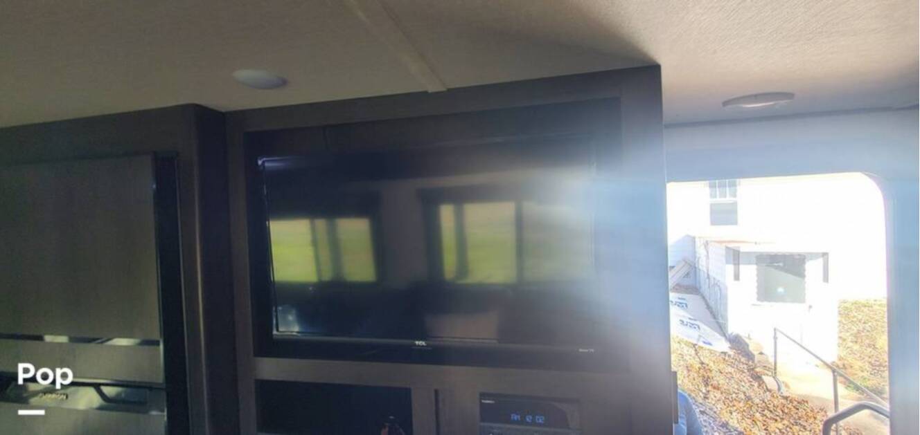 A photo of this 2022 Grand Design Transcend Xplor 321BH
