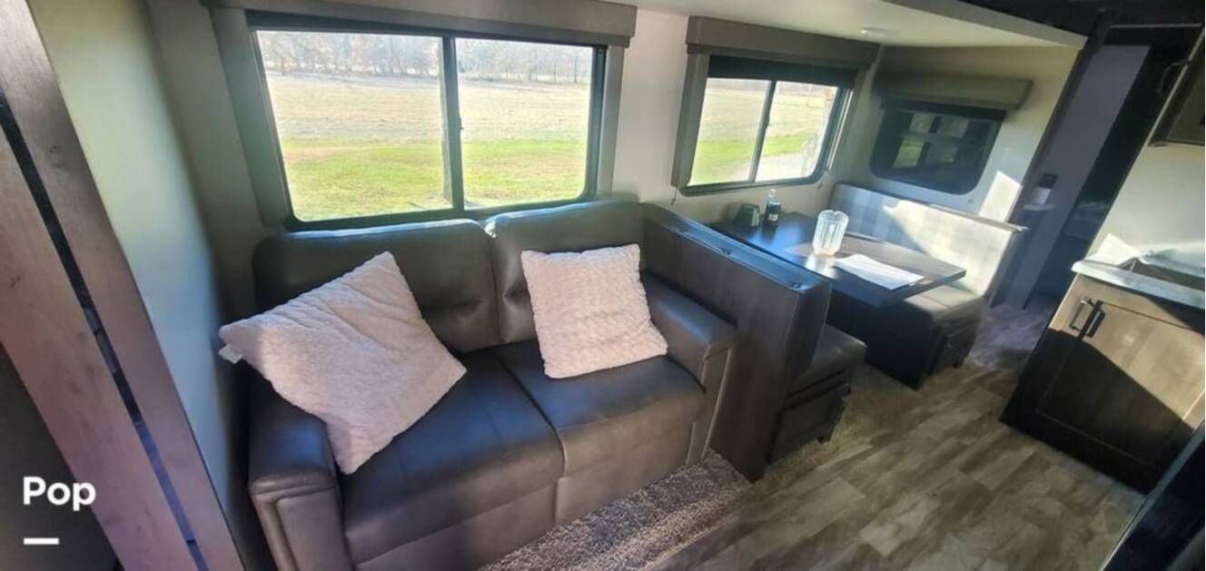 A photo of this 2022 Grand Design Transcend Xplor 321BH