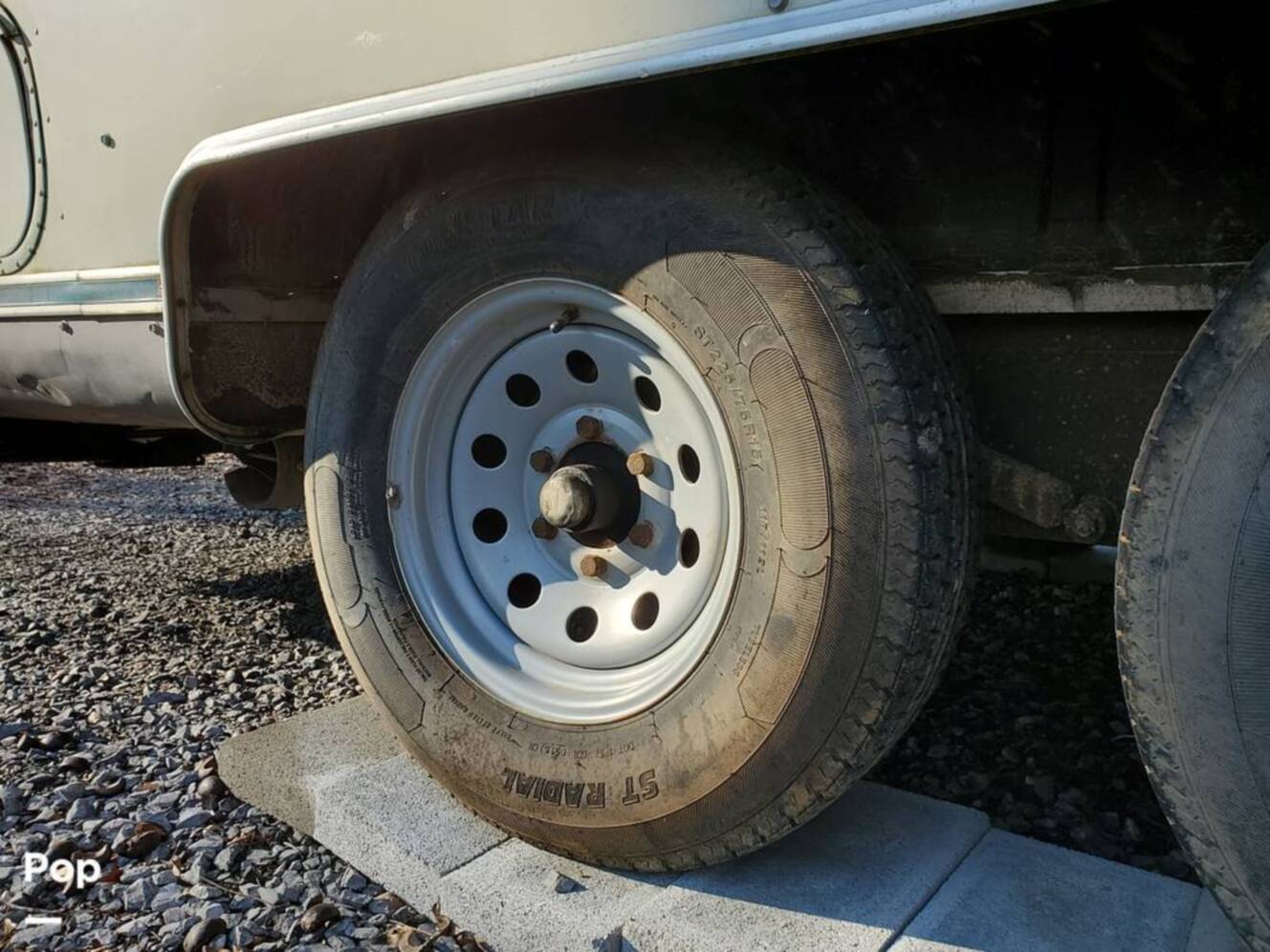 A photo of this 1976 Airstream Airstream Argosy 26 Twin