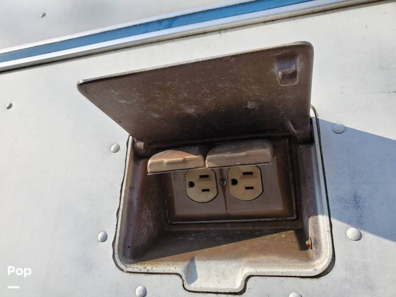 A photo of this 1976 Airstream Airstream Argosy 26 Twin