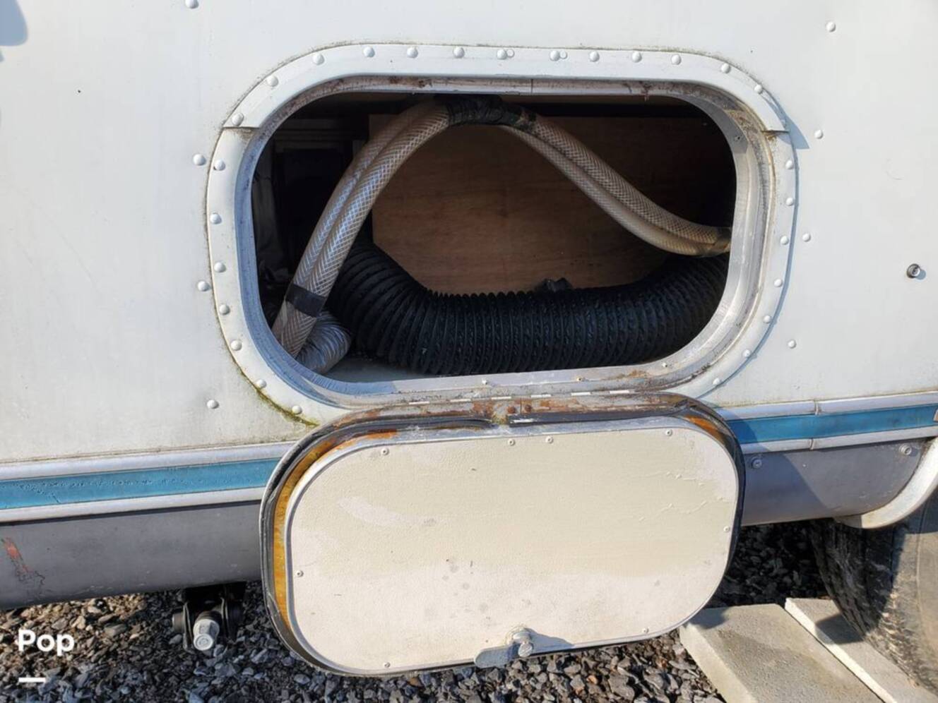 A photo of this 1976 Airstream Airstream Argosy 26 Twin