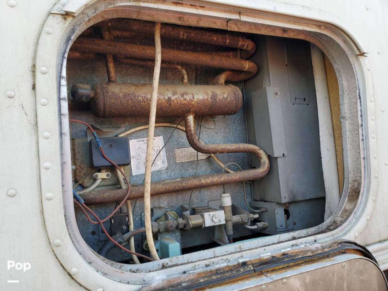 A photo of this 1976 Airstream Airstream Argosy 26 Twin