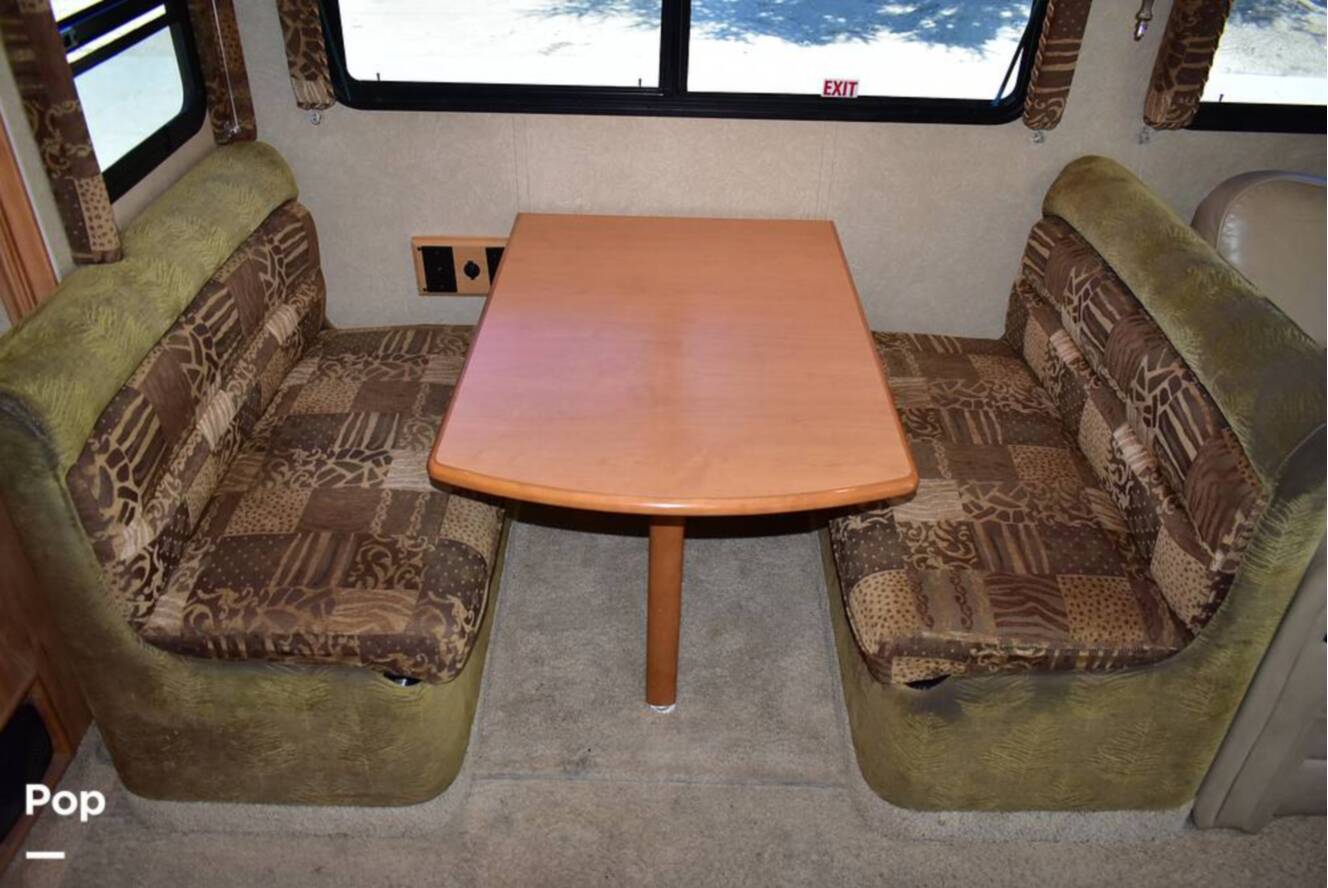 A photo of this 2006 Winnebago Tour 40KD