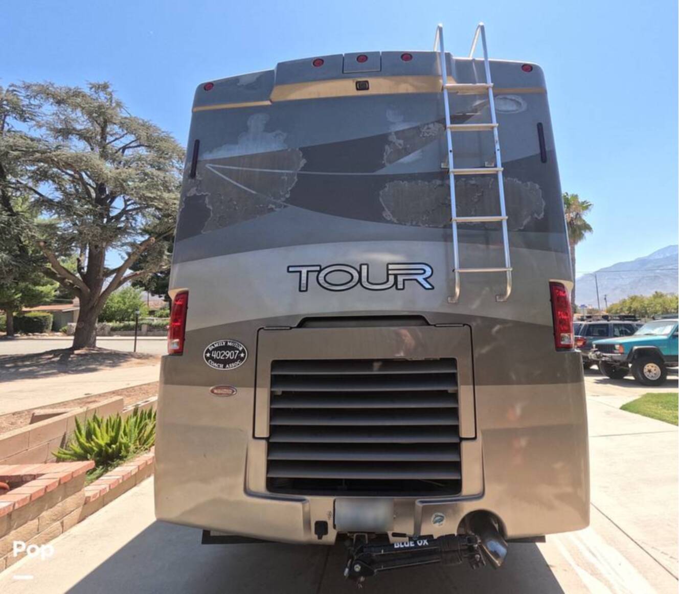 A photo of this 2006 Winnebago Tour 40KD