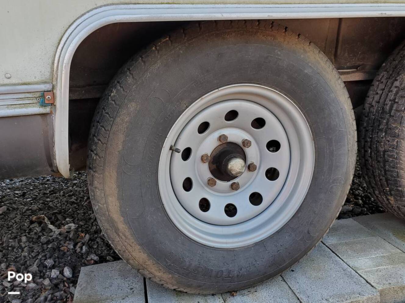 A photo of this 1976 Airstream Airstream Argosy 26 Twin