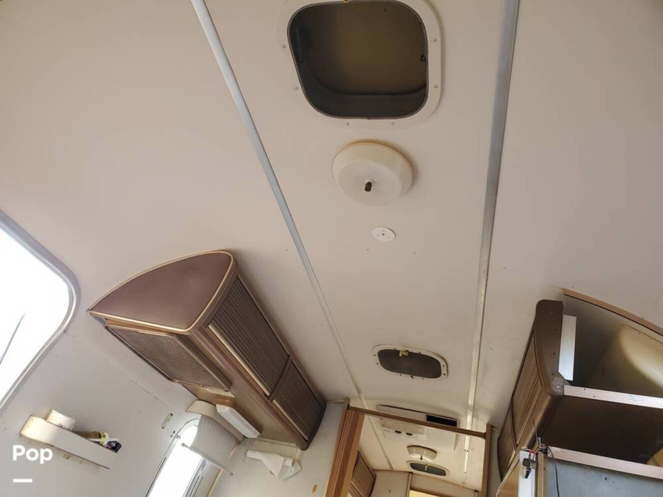 A photo of this 1976 Airstream Airstream Argosy 26 Twin