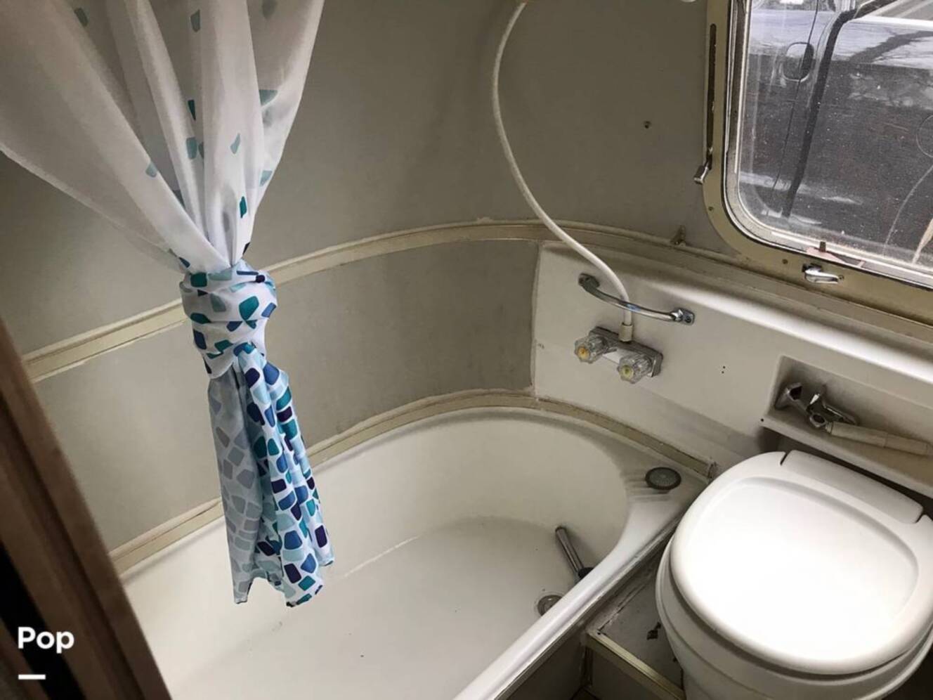 A photo of this 1976 Airstream Airstream Argosy 26 Twin