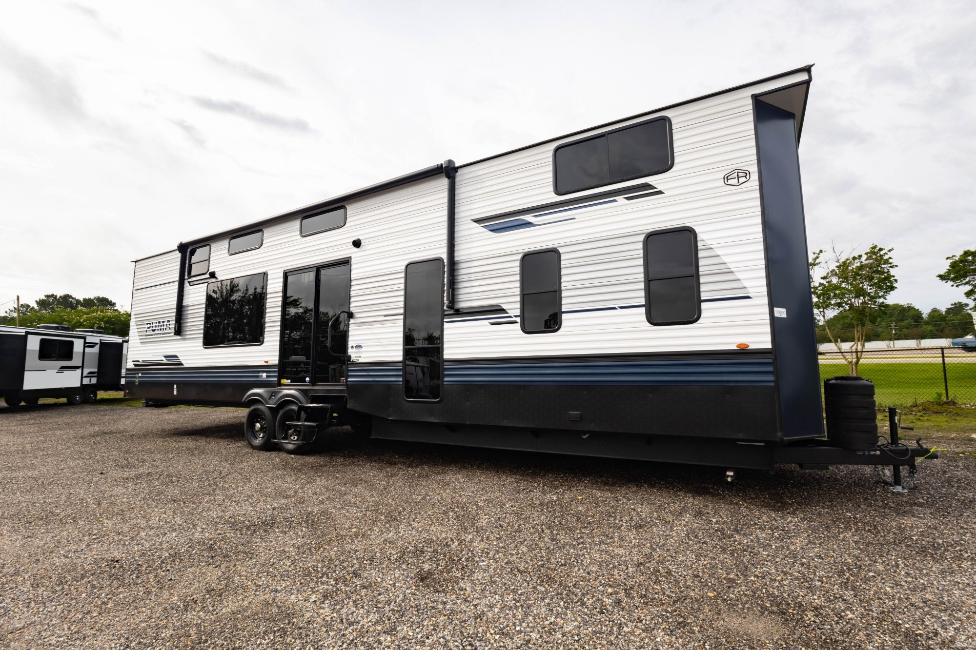 2026 Forest River Puma Vista 423LFT RV