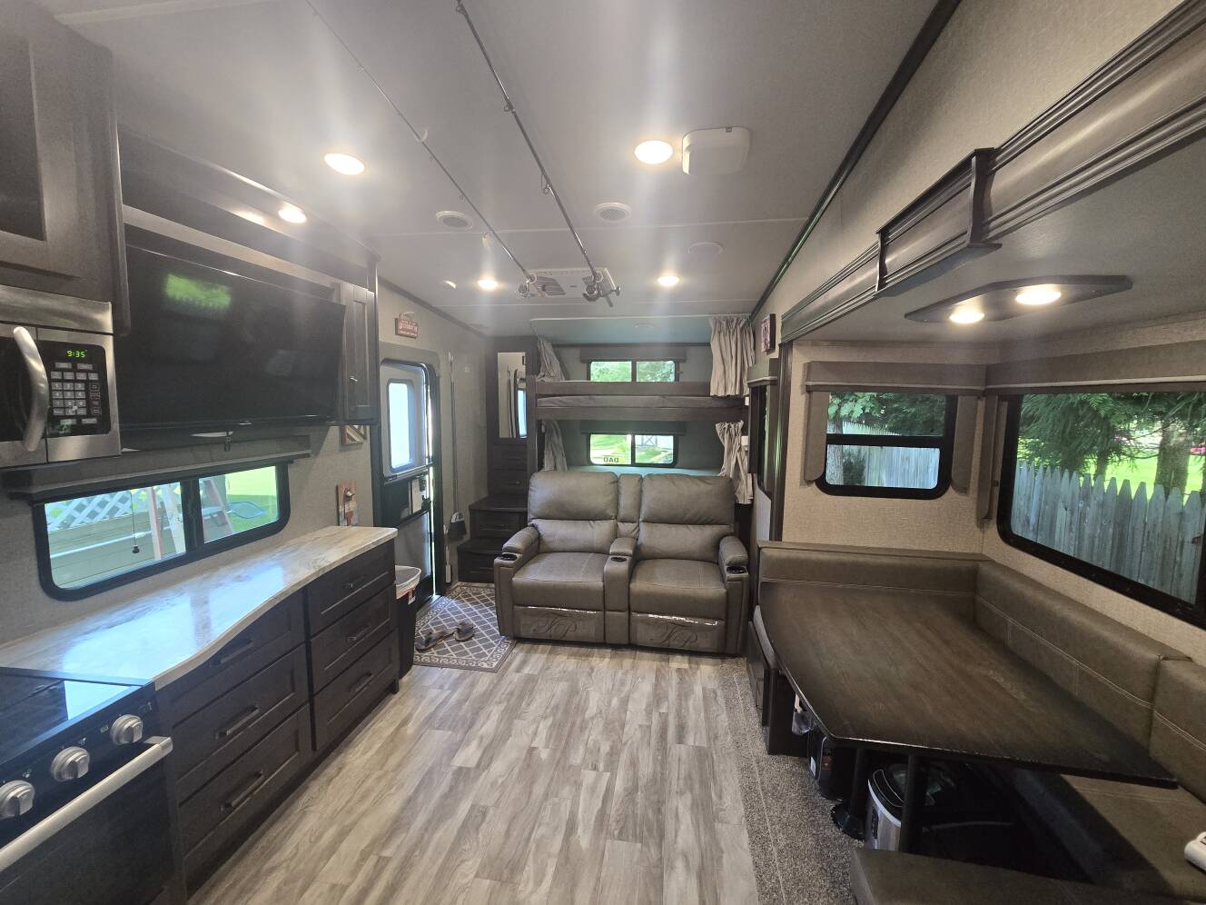A photo of this 2022 Grand Design REFLECTION 150 SERIES 268BH