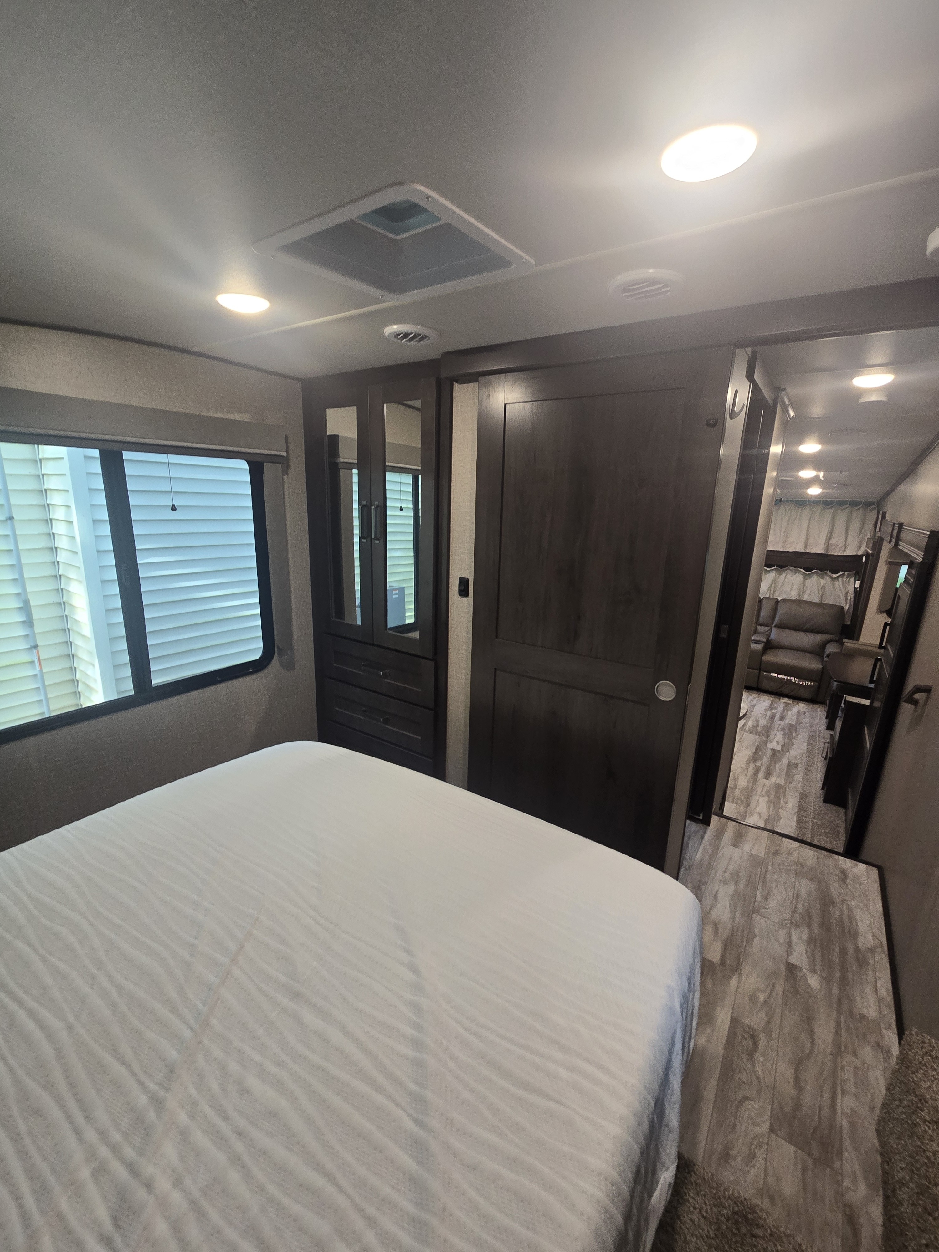 View more photos of this listing