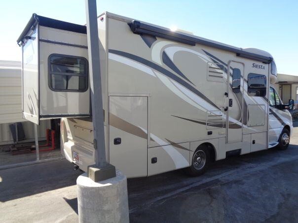 2020 Thor Motor Coach SIESTA 24SK in pahrump NV