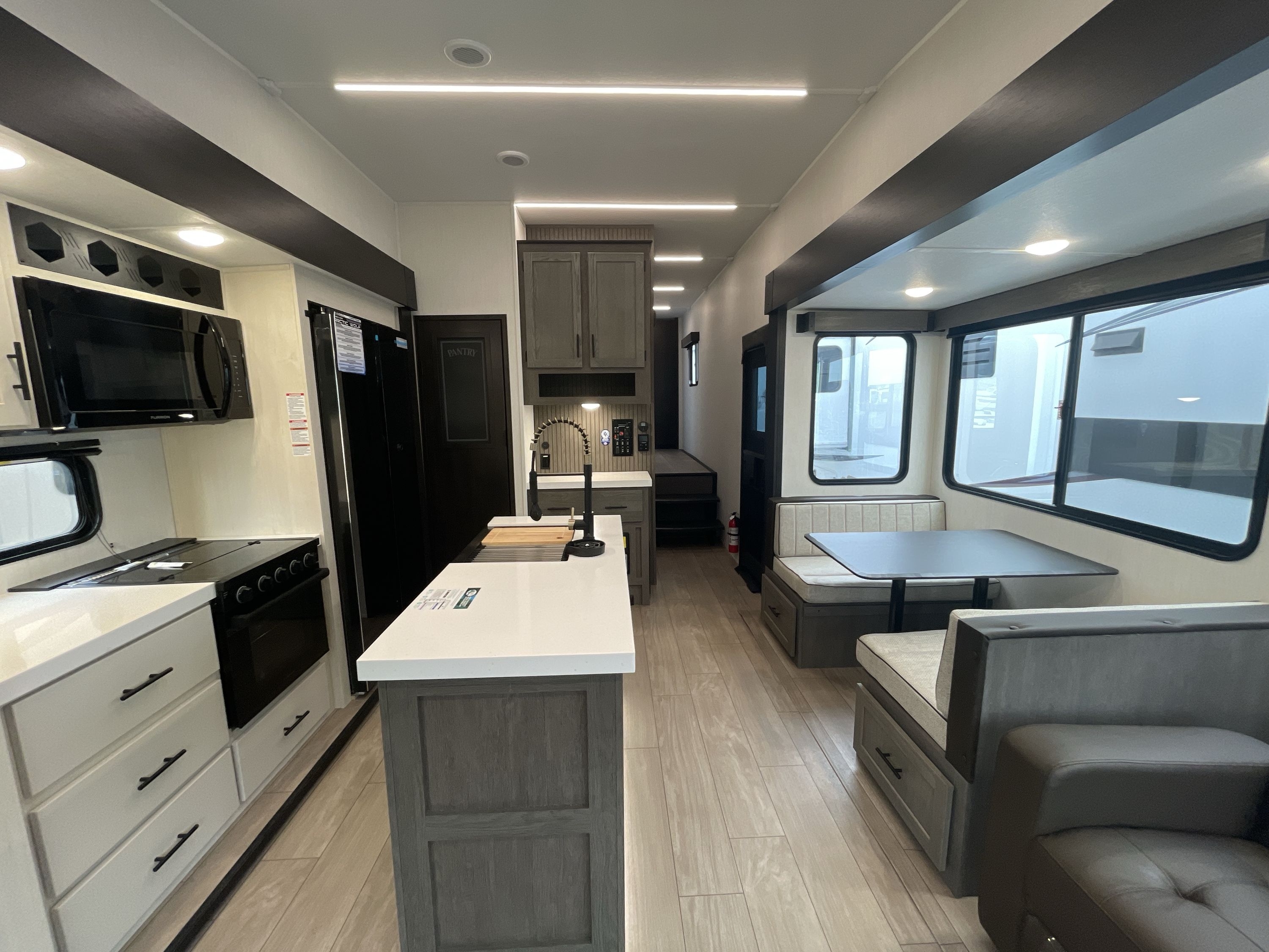 2026 Forest River ARCTIC WOLF 3650 SUITE in piqua OH