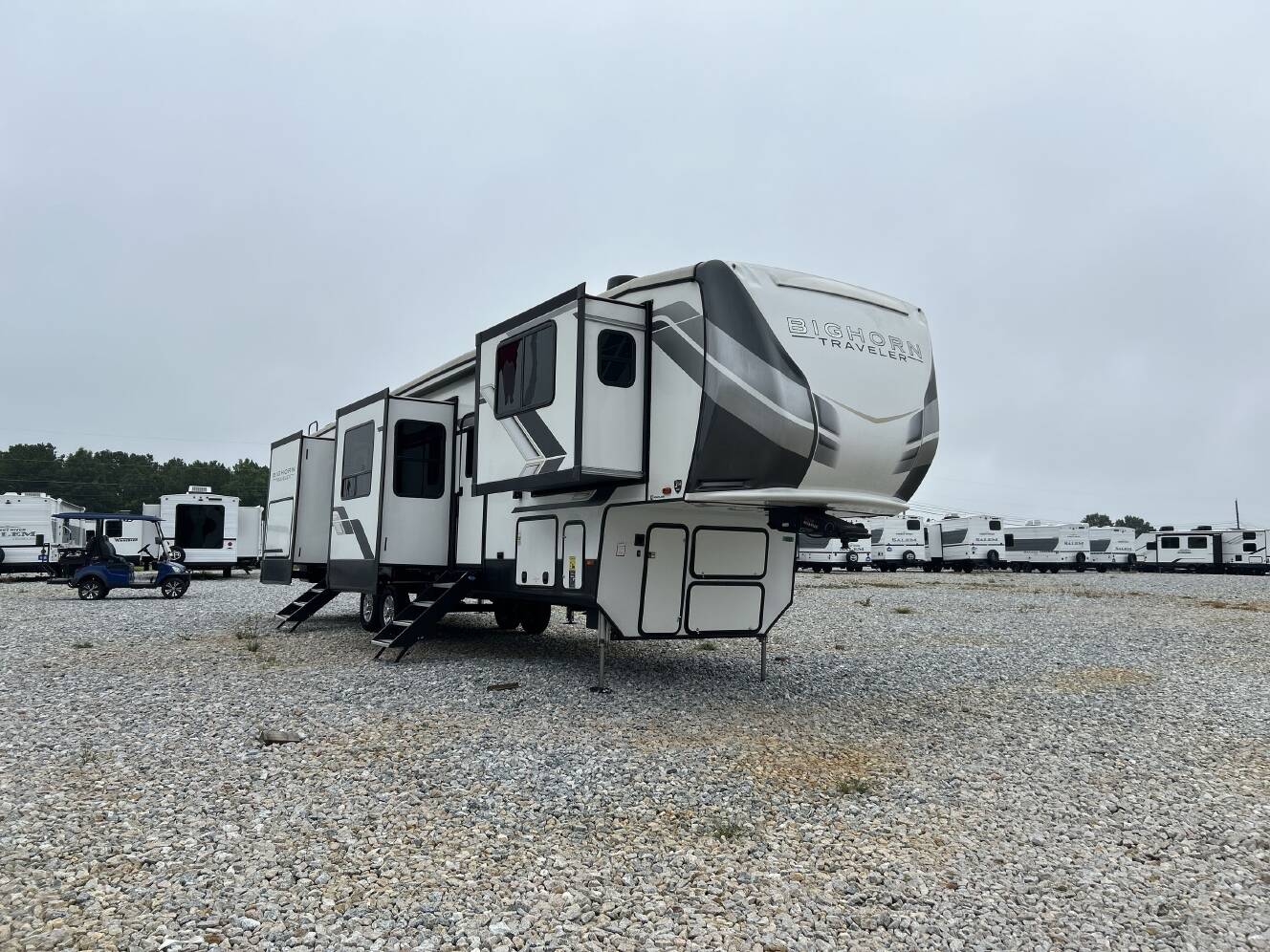 A photo of this 2024 Heartland BIGHORN TRAVELER 38FL