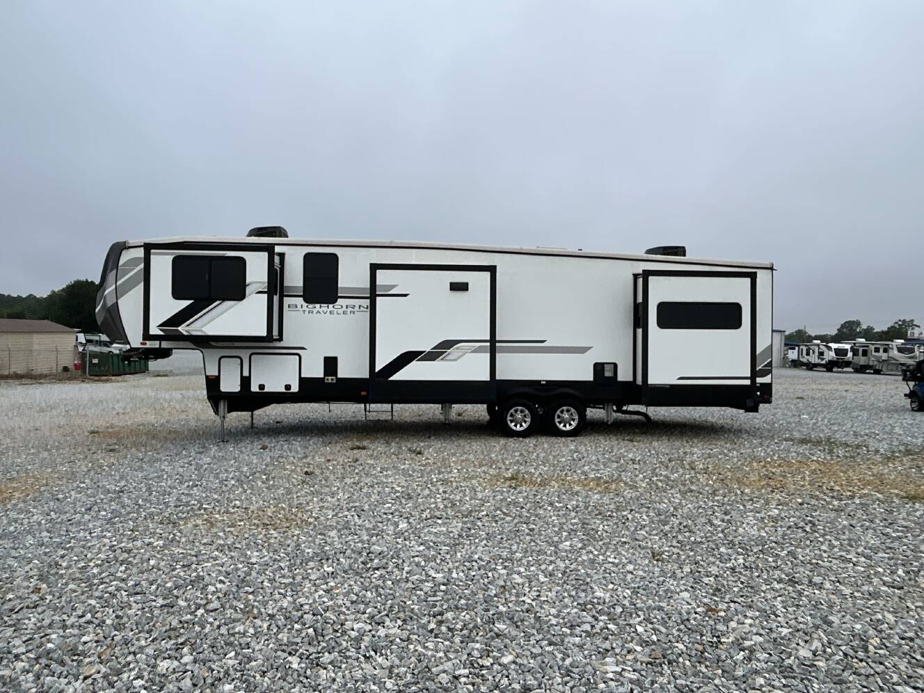 A photo of this 2024 Heartland BIGHORN TRAVELER 38FL