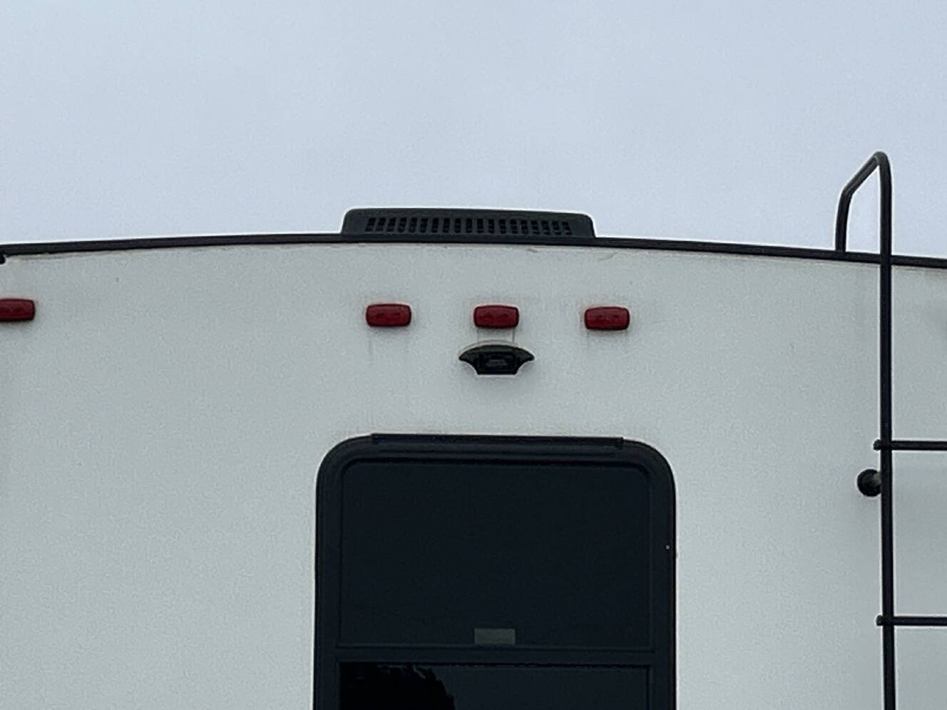 A photo of this 2024 Heartland BIGHORN TRAVELER 38FL