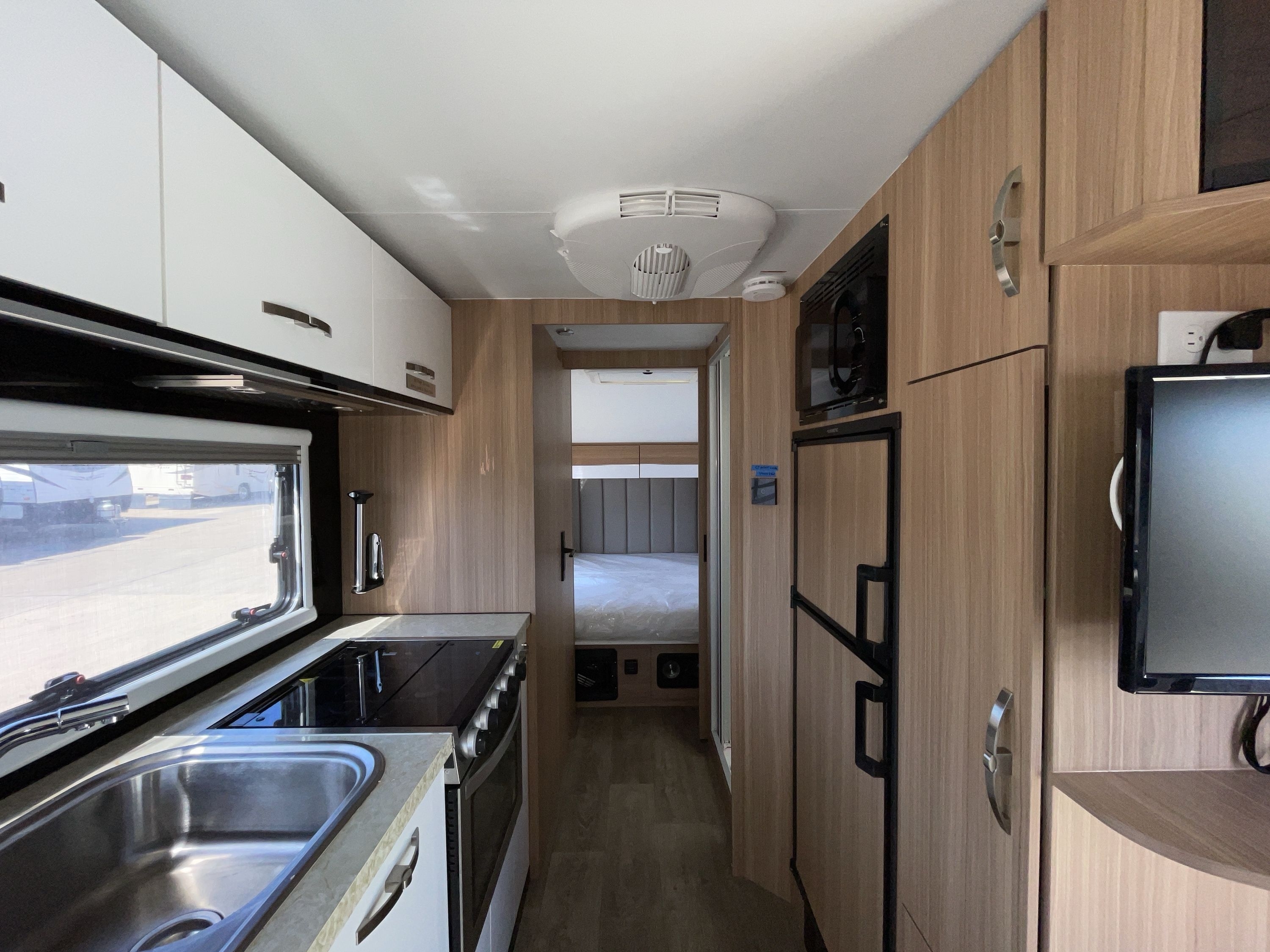 2022 Black Series BLACK SERIES CAMPER HQ21 in north little rock AR