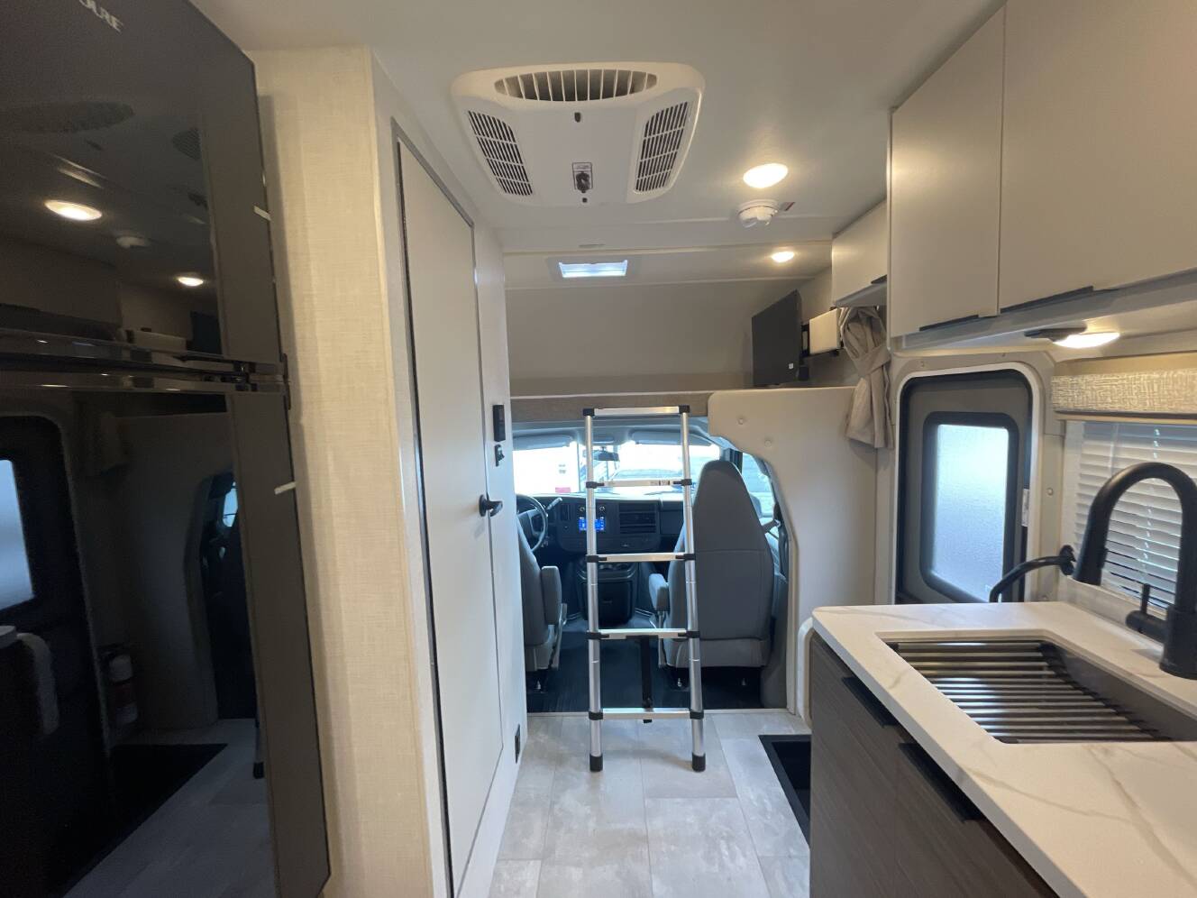 A photo of this 2027 Thor COLEMAN 19EZC