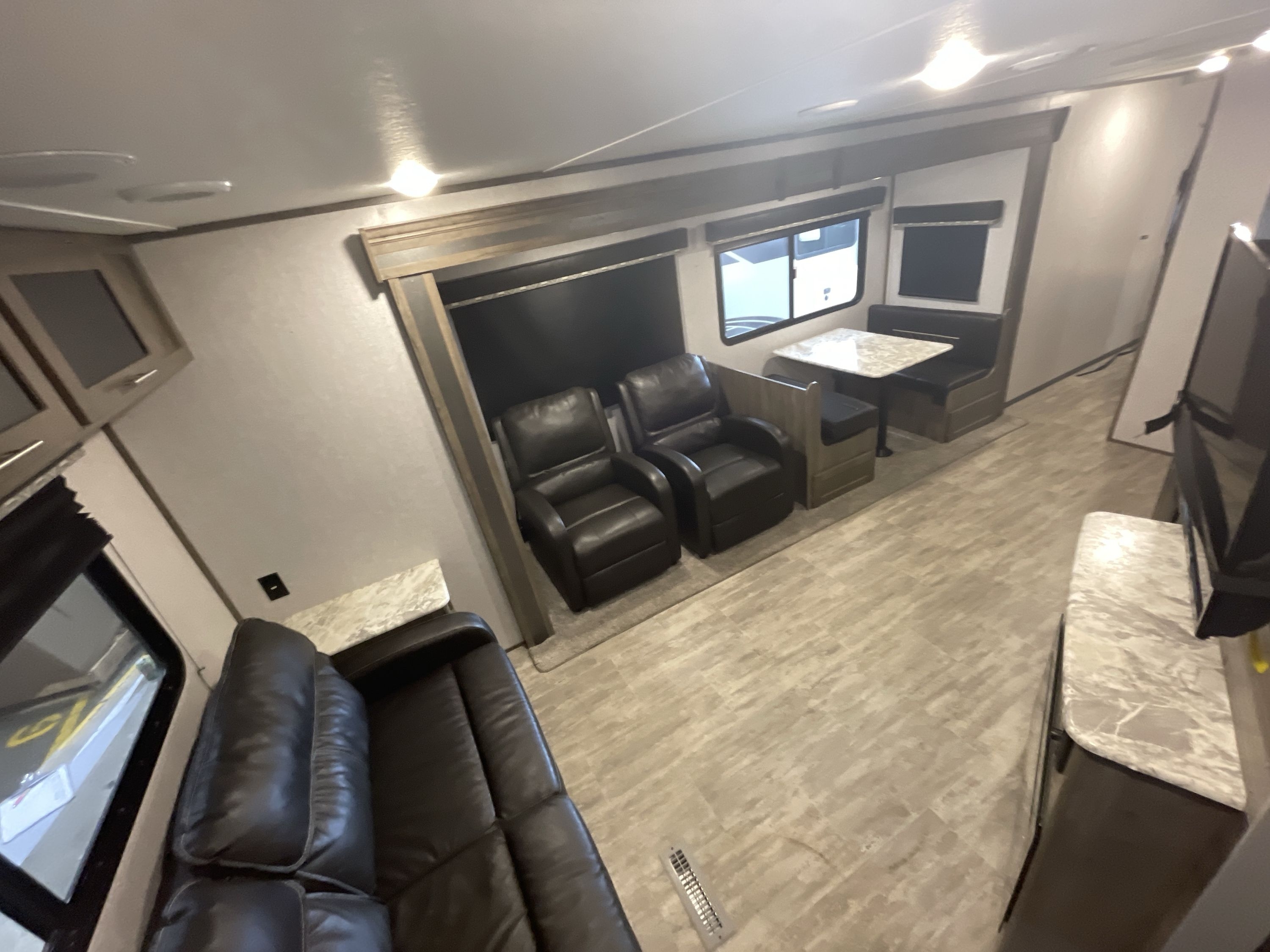 2021 Dutchmen ASPEN TRAIL 2860RLS in hamburg PA