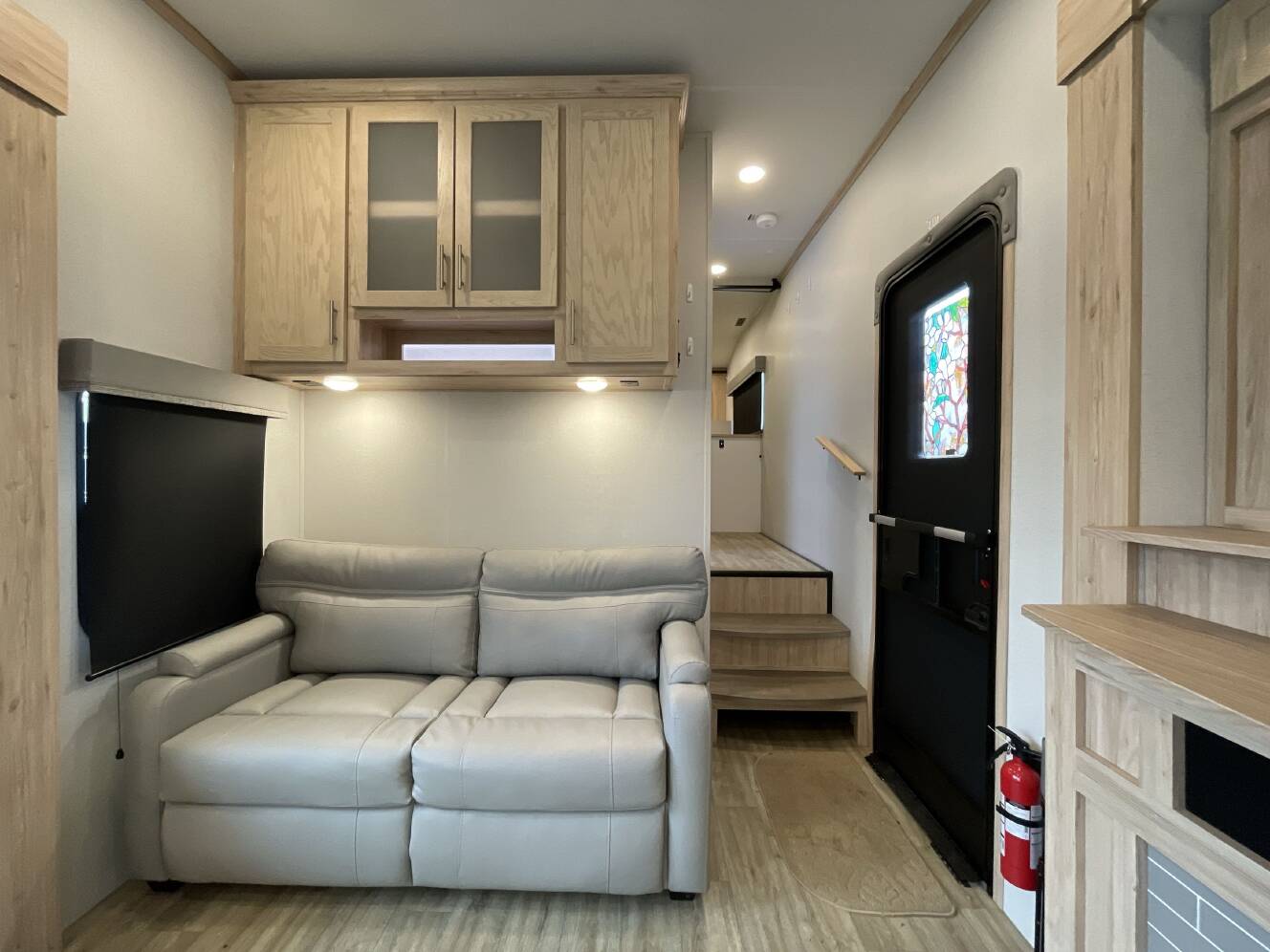 A photo of this 2023 Alliance AVENUE 33RKS