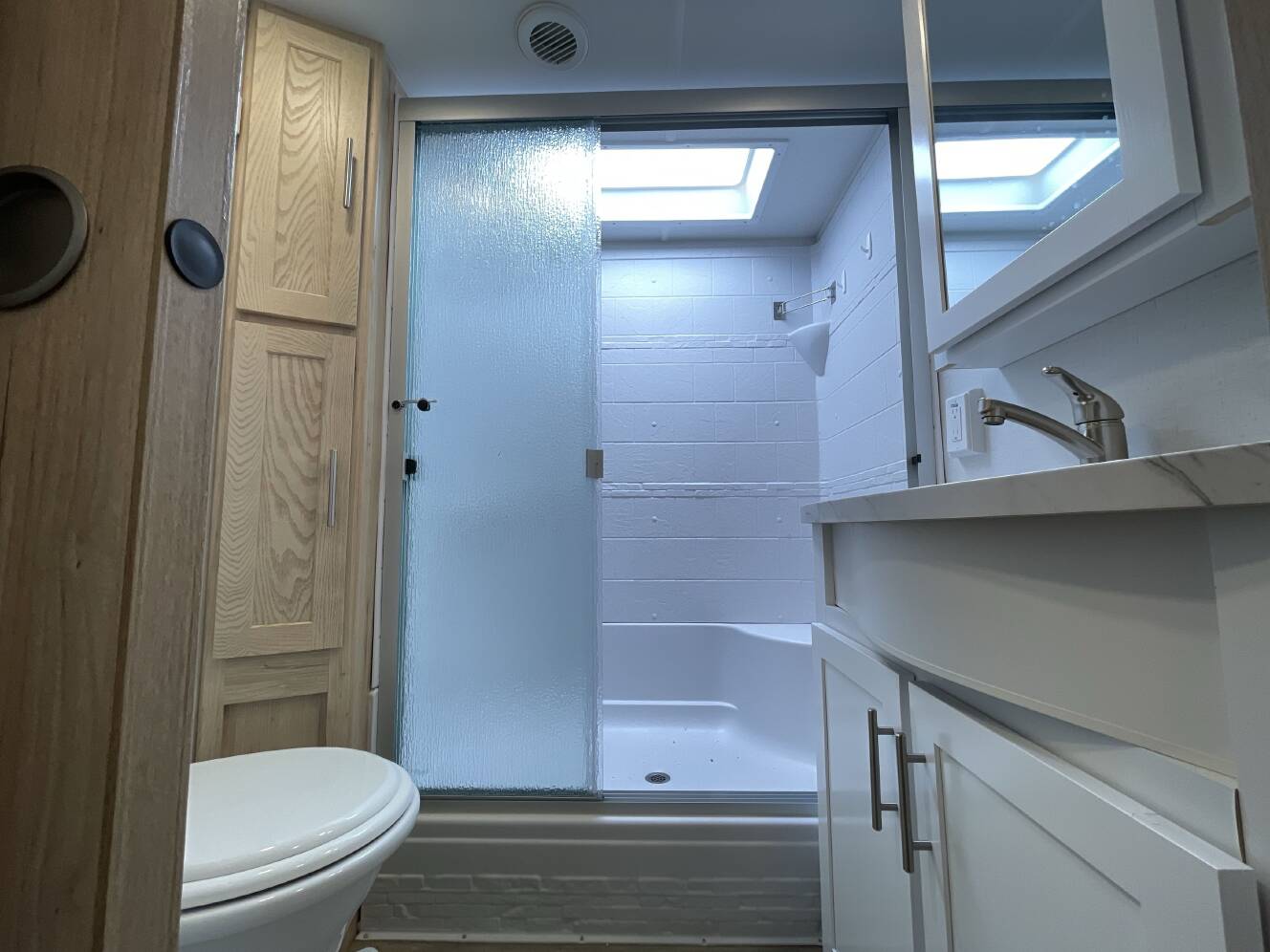 A photo of this 2023 Alliance AVENUE 33RKS