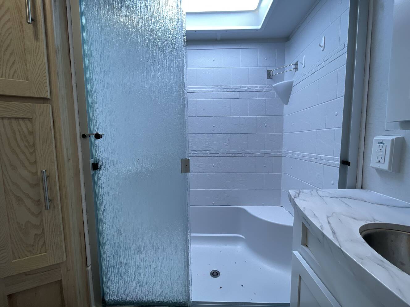 A photo of this 2023 Alliance AVENUE 33RKS