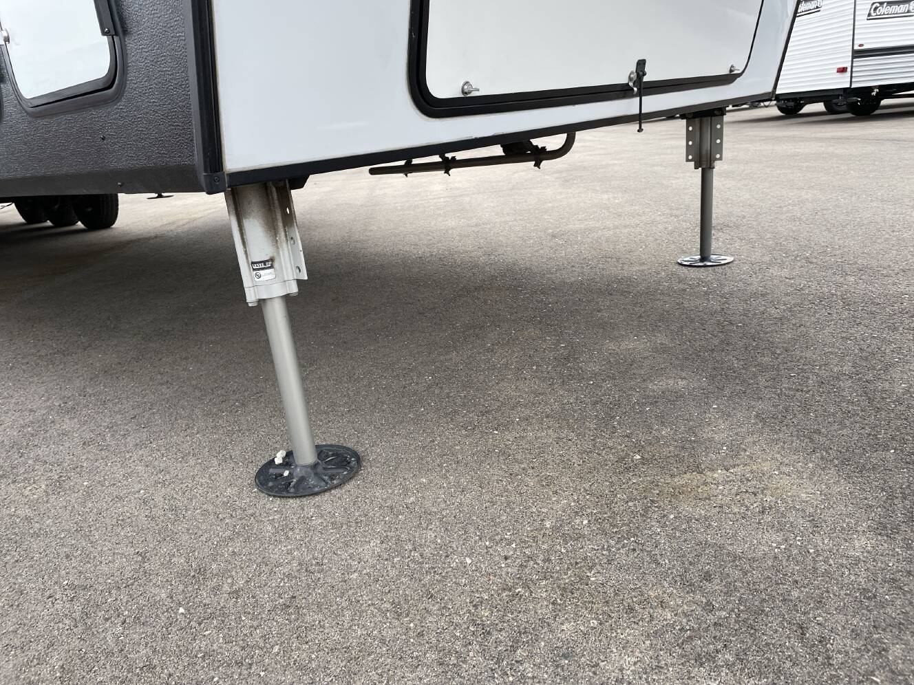 A photo of this 2022 Dutchmen VOLTAGE 4225