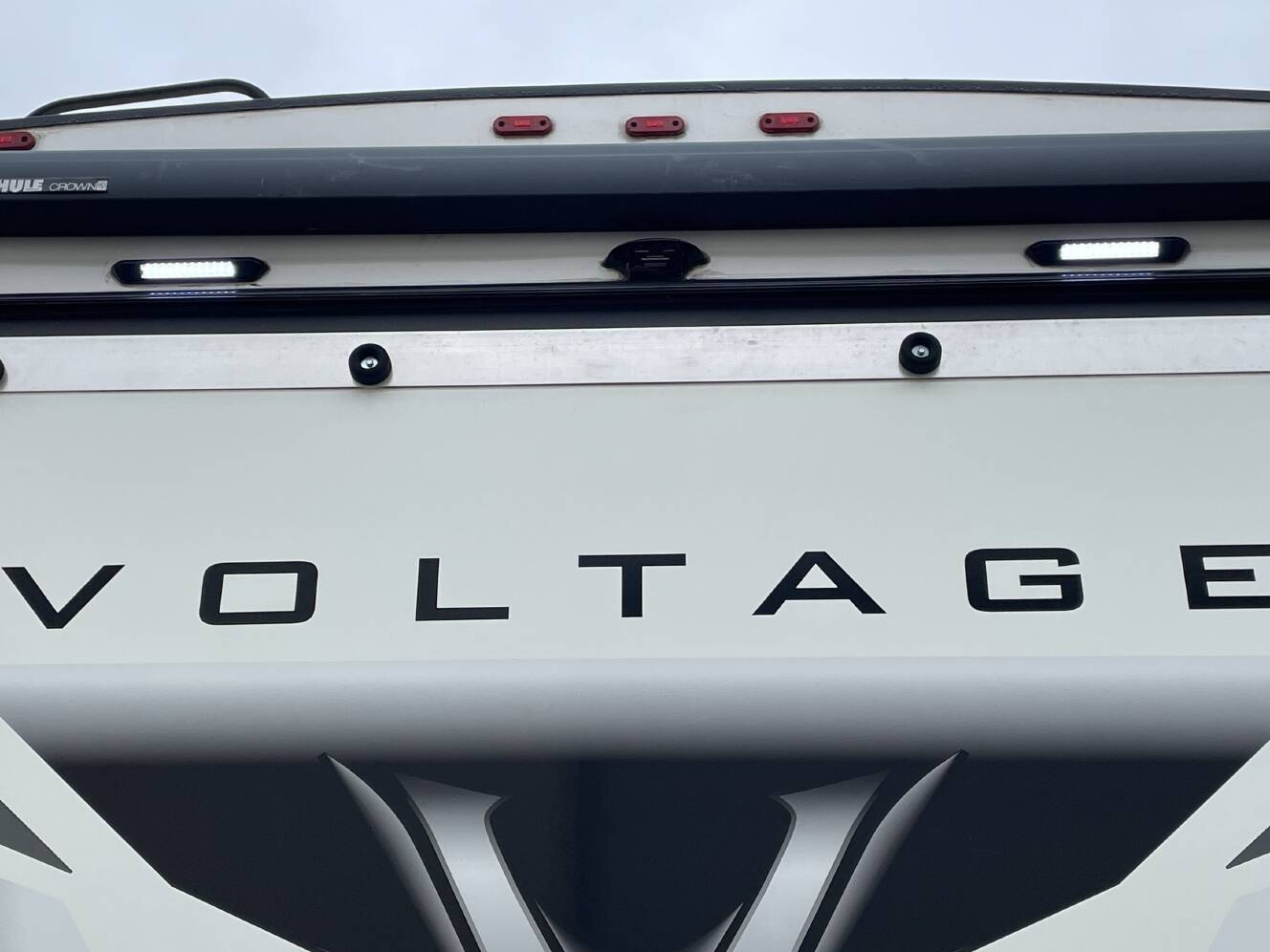 A photo of this 2022 Dutchmen VOLTAGE 4225