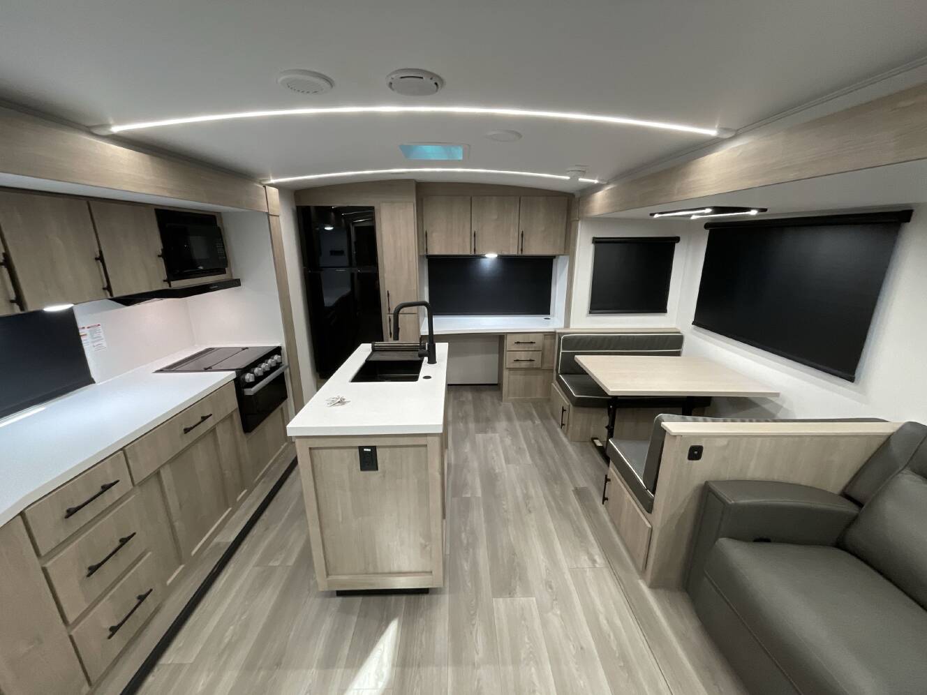 A photo of this 2026 Grand Design IMAGINE 2670MK