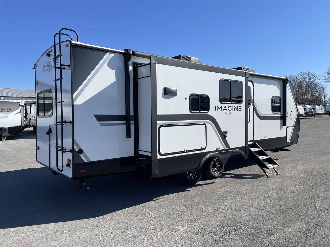 A photo of this 2026 Grand Design IMAGINE 2670MK