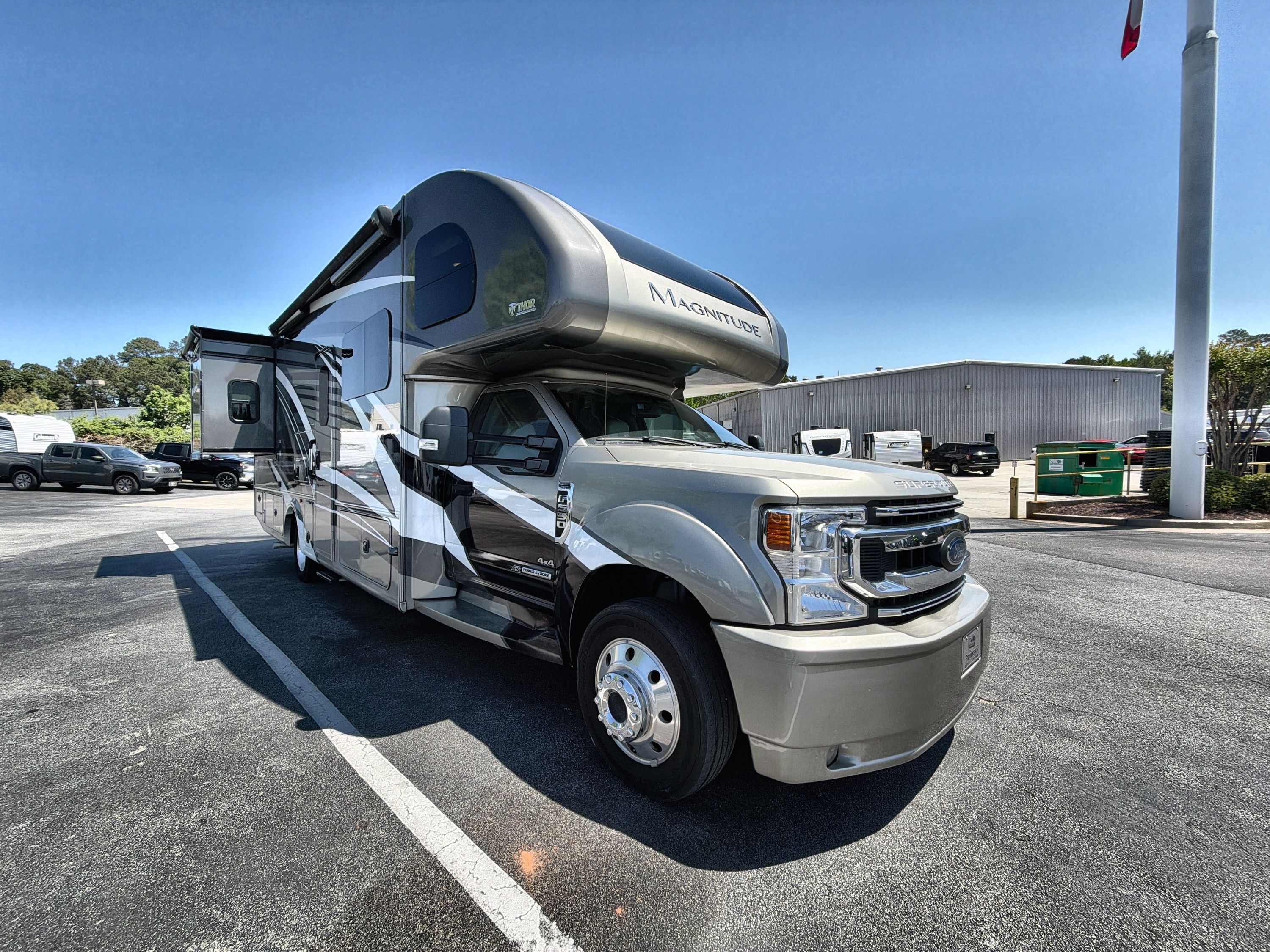 2021 Thor MAGNITUDE XG32 F550 RV