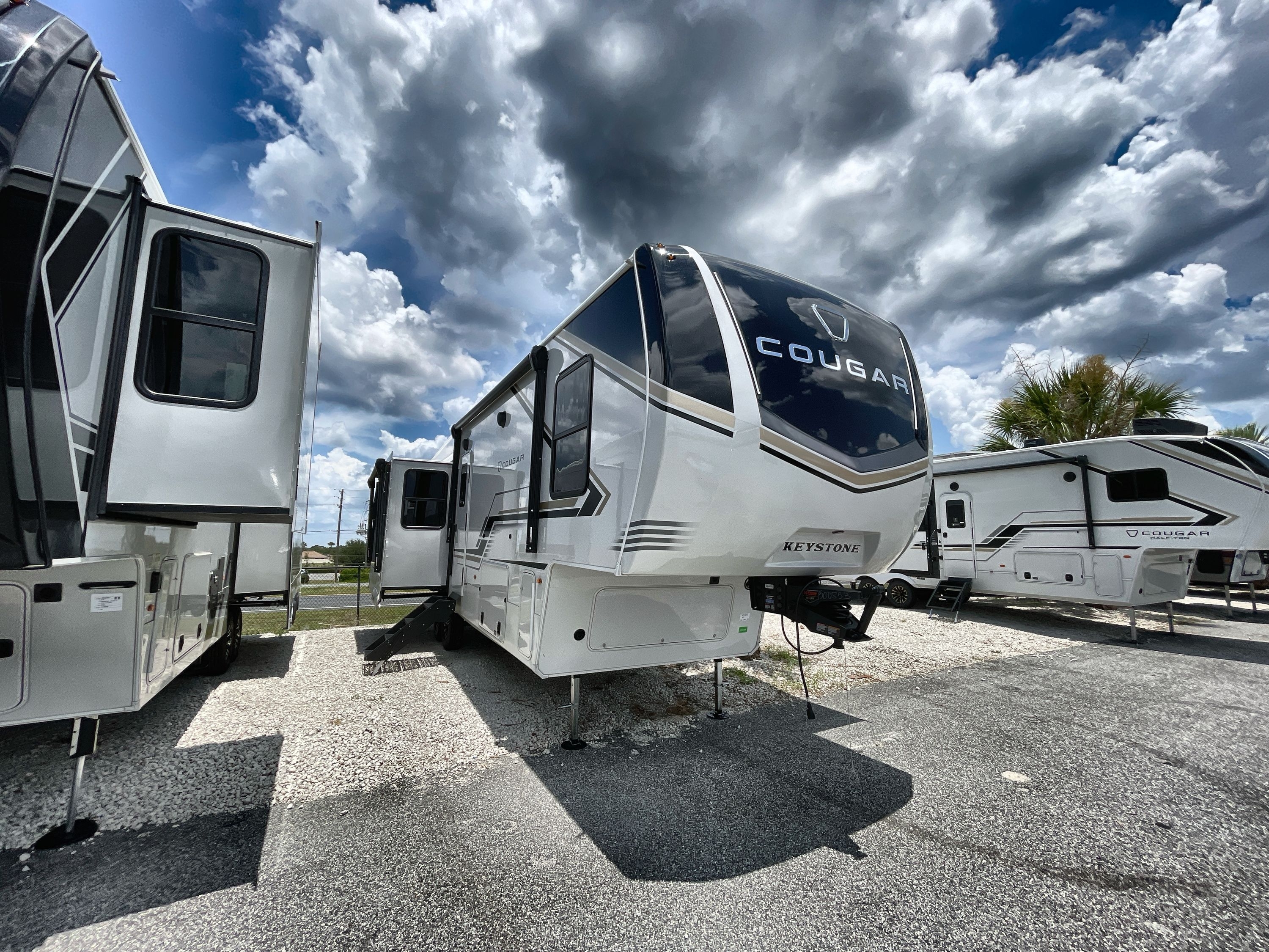 2027 Keystone COUGAR 316RLS in summerfield FL