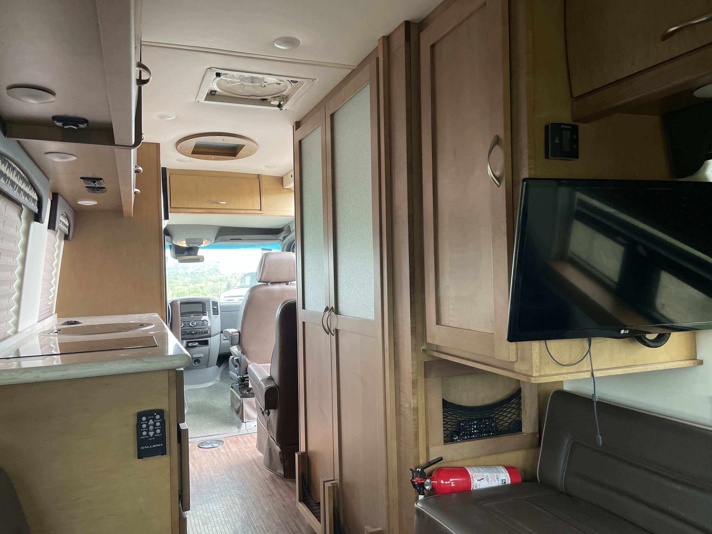 2018 Coachmen GALLERIA 24T in golden CO
