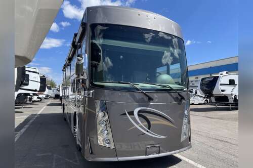 2018 Thor ARIA 3601 in golden CO