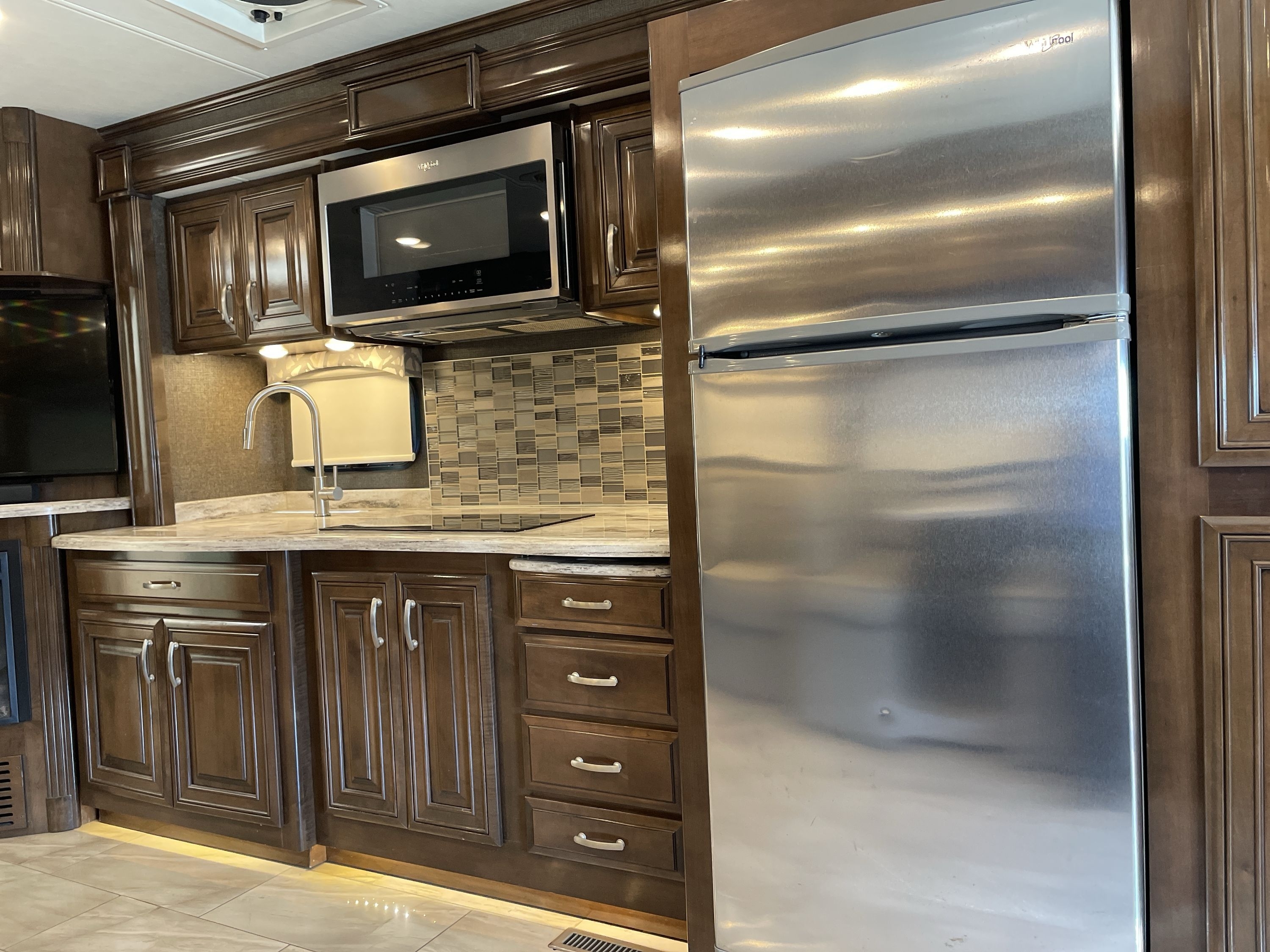 2018 Thor ARIA 3601 in golden CO