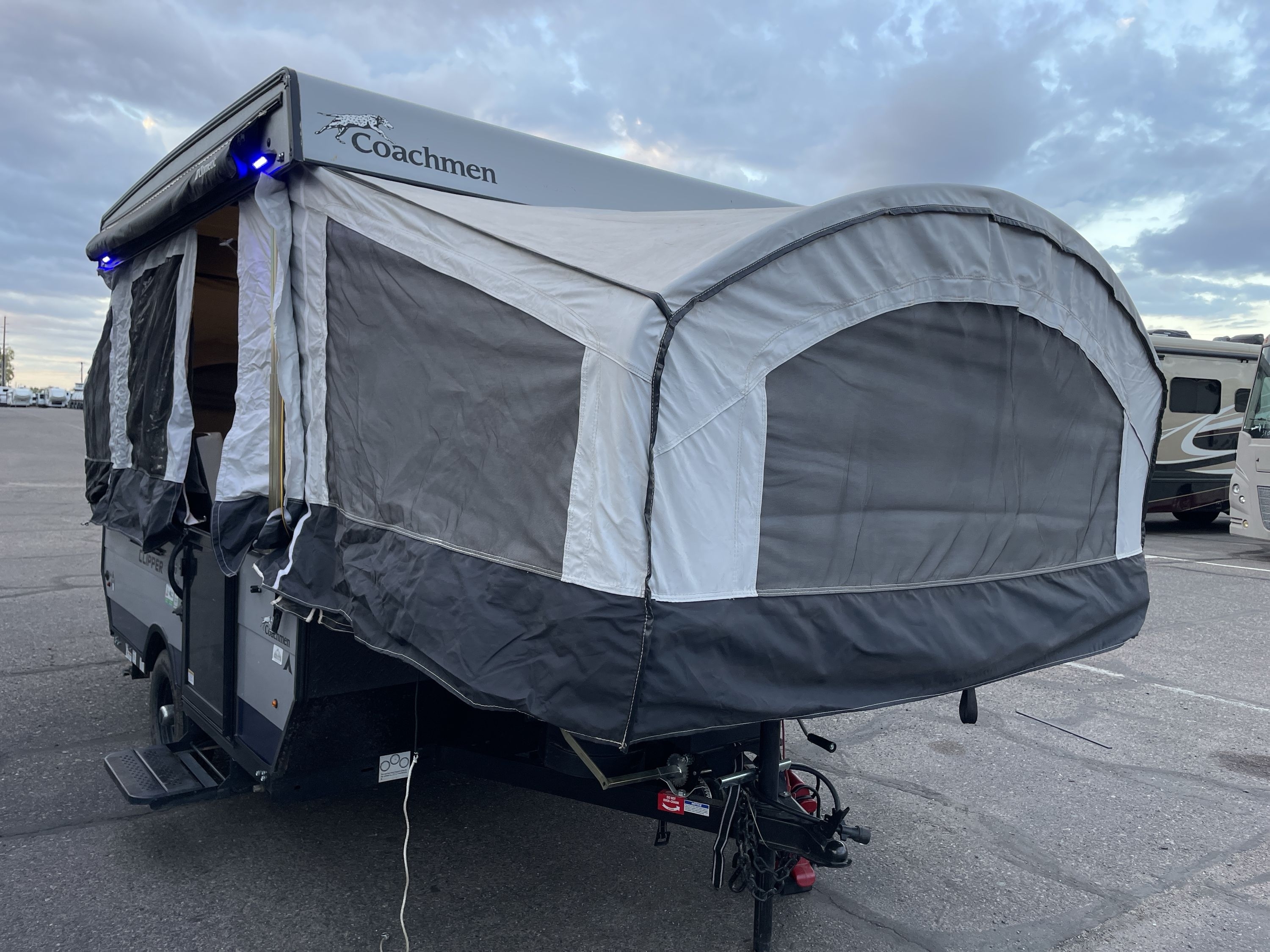 2022 Coachmen CLIPPER LS 806XLS in mesa AZ