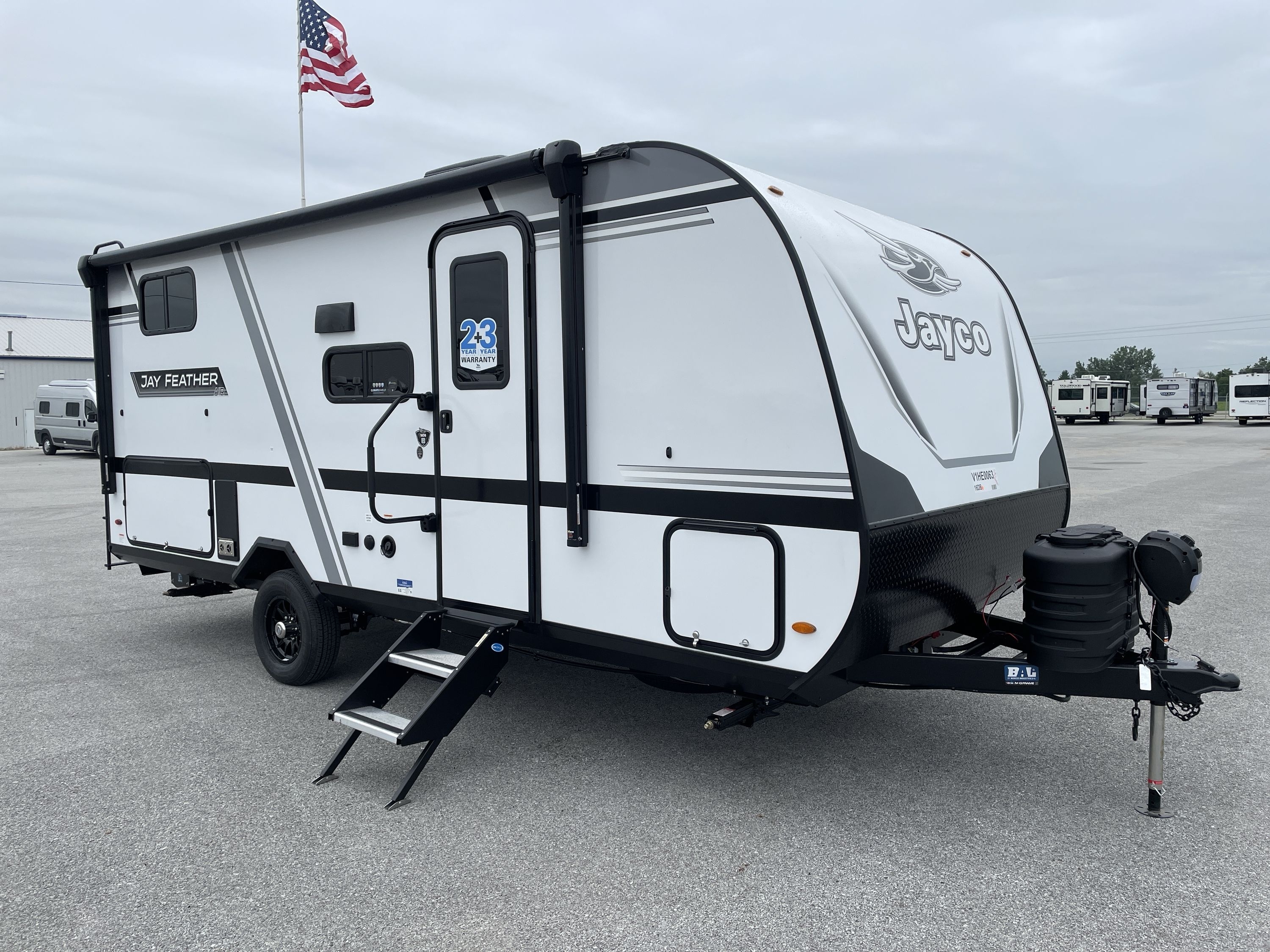 2027 Jayco JAY FEATHER AIR 16DB in davenport IA