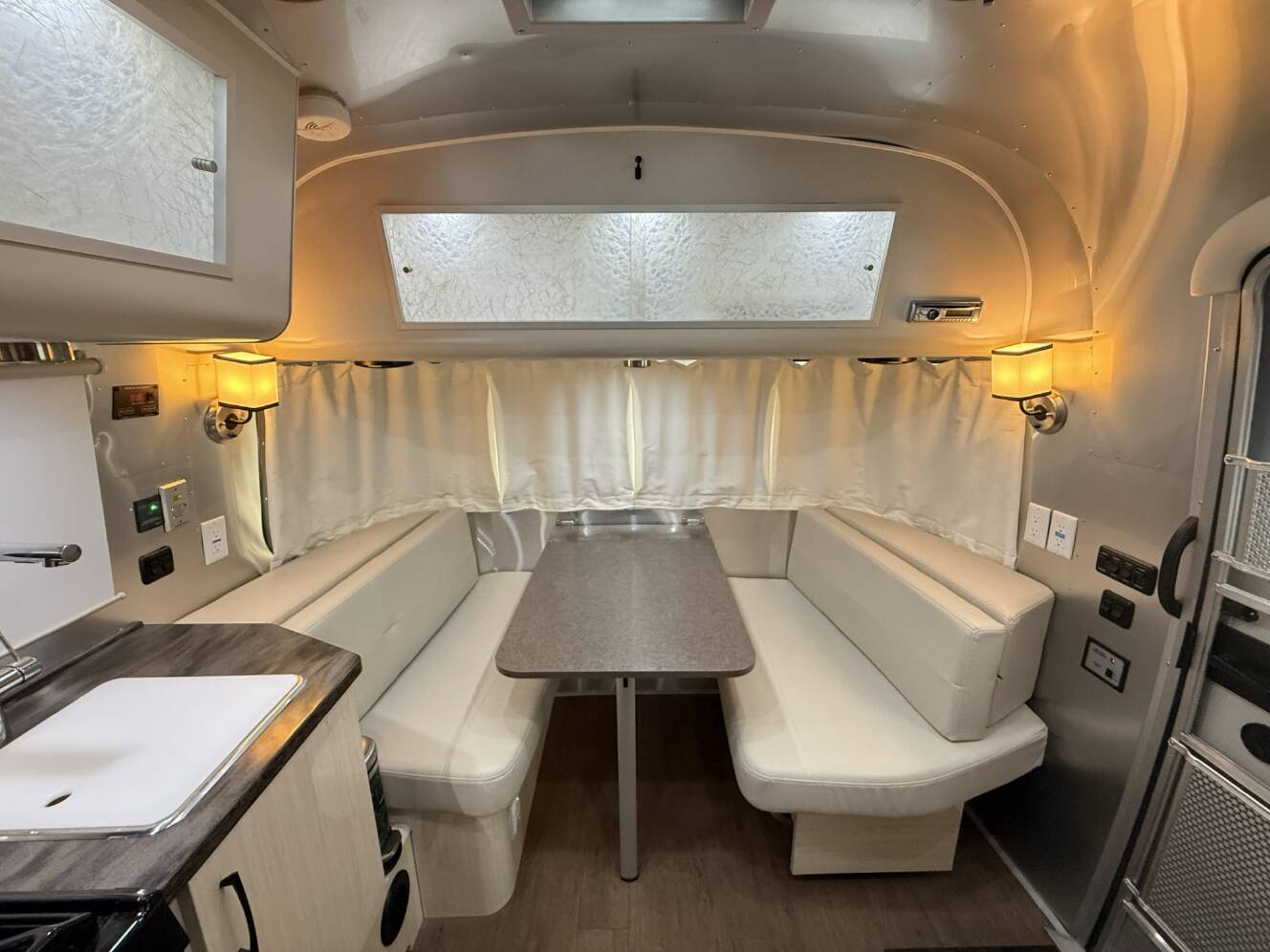 A photo of this 2017 Airstream INTERNATIONAL SERENITY 19CB