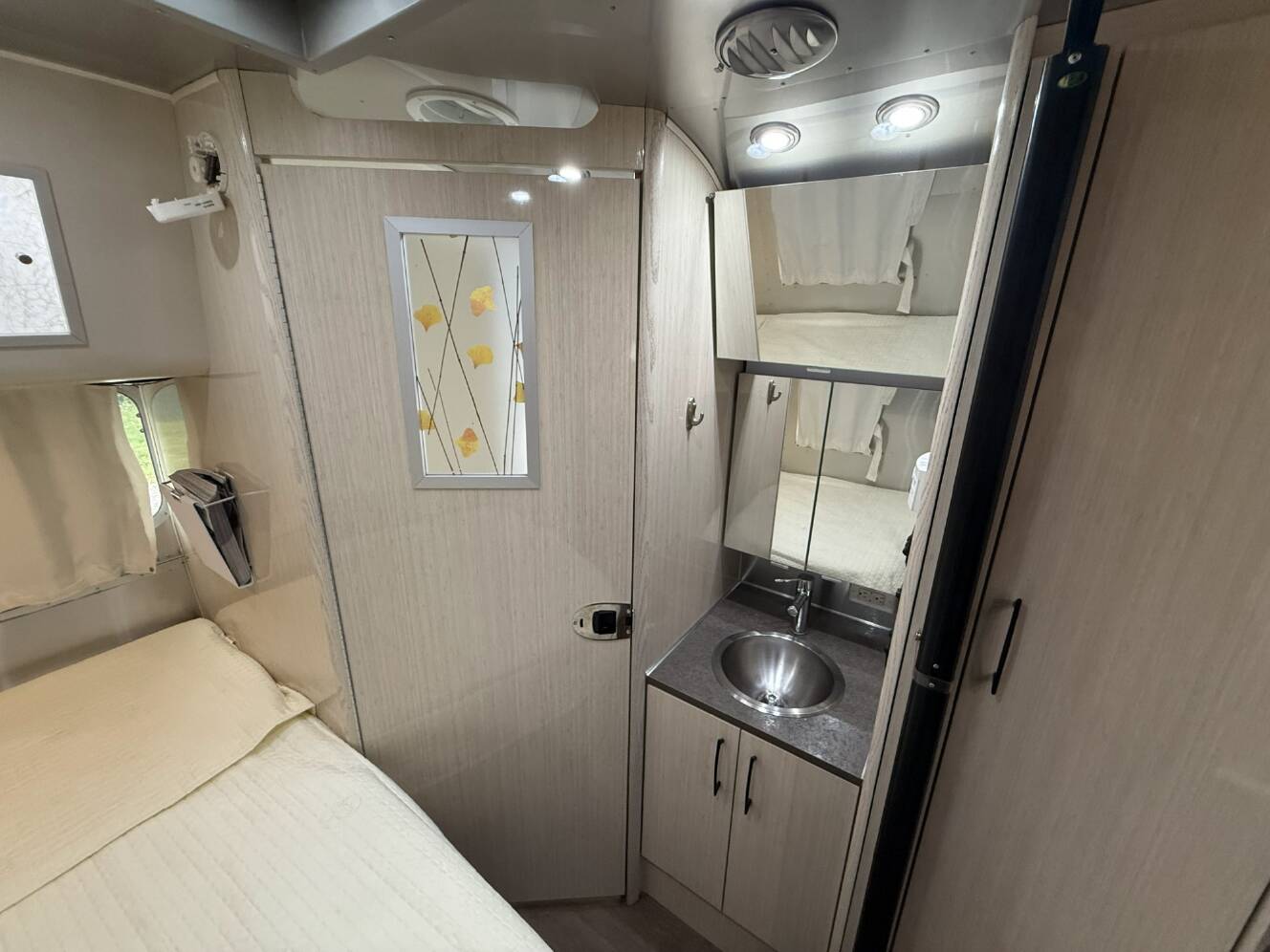 A photo of this 2017 Airstream INTERNATIONAL SERENITY 19CB