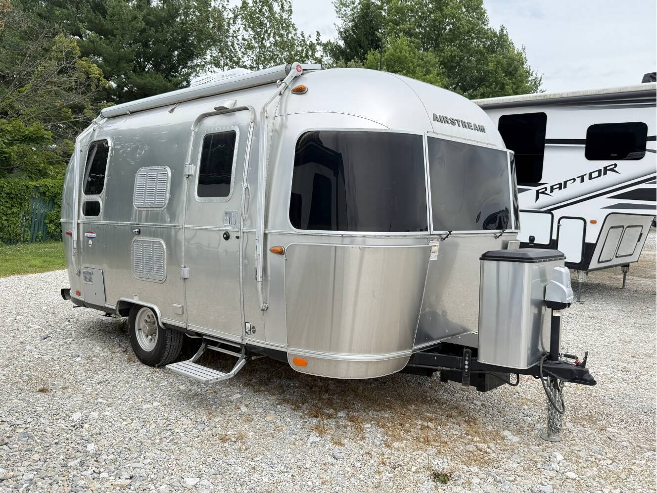 A photo of this 2017 Airstream INTERNATIONAL SERENITY 19CB