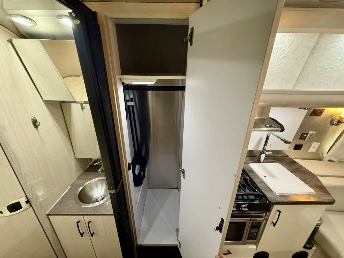 A photo of this 2017 Airstream INTERNATIONAL SERENITY 19CB