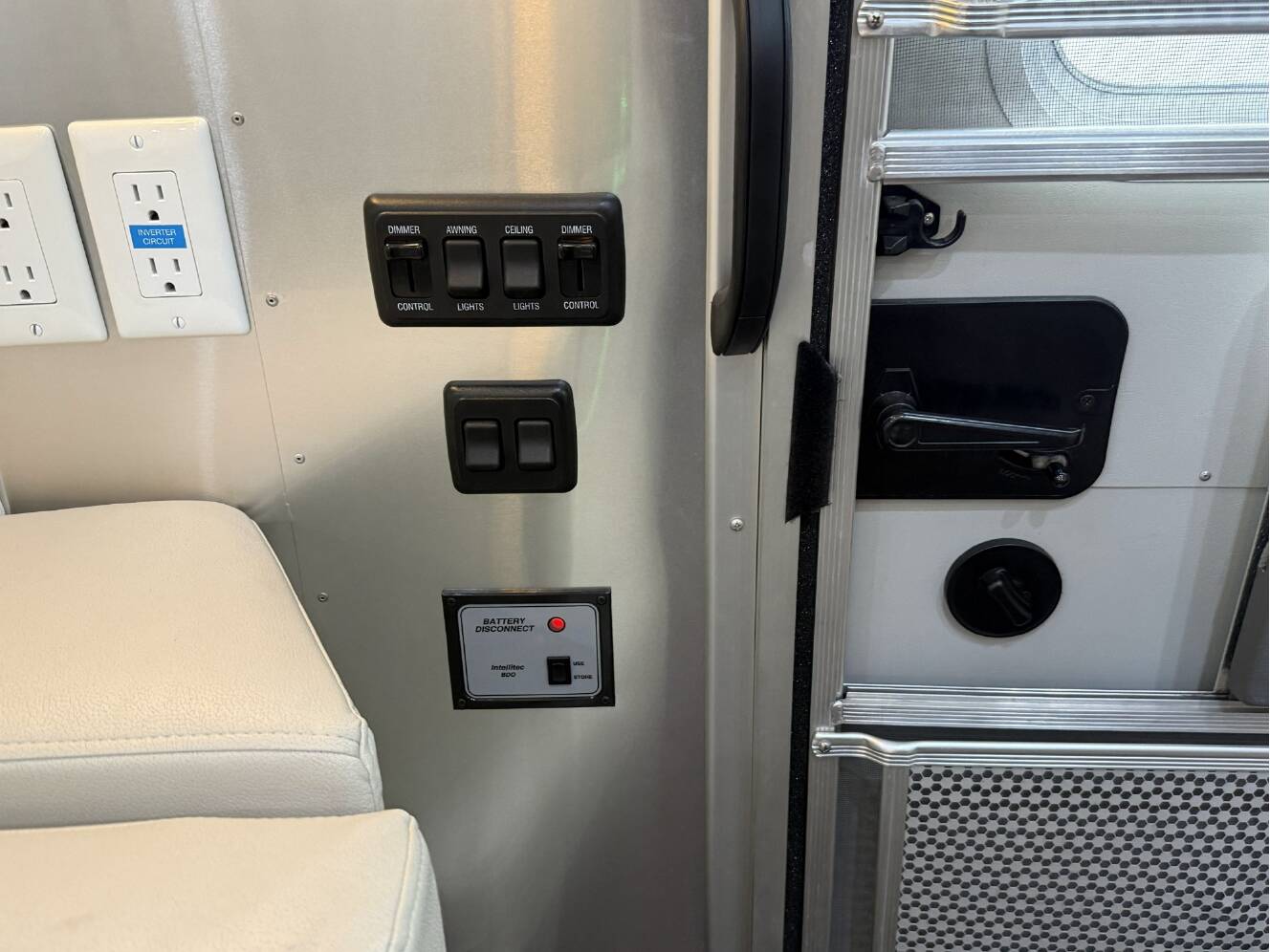 A photo of this 2017 Airstream INTERNATIONAL SERENITY 19CB