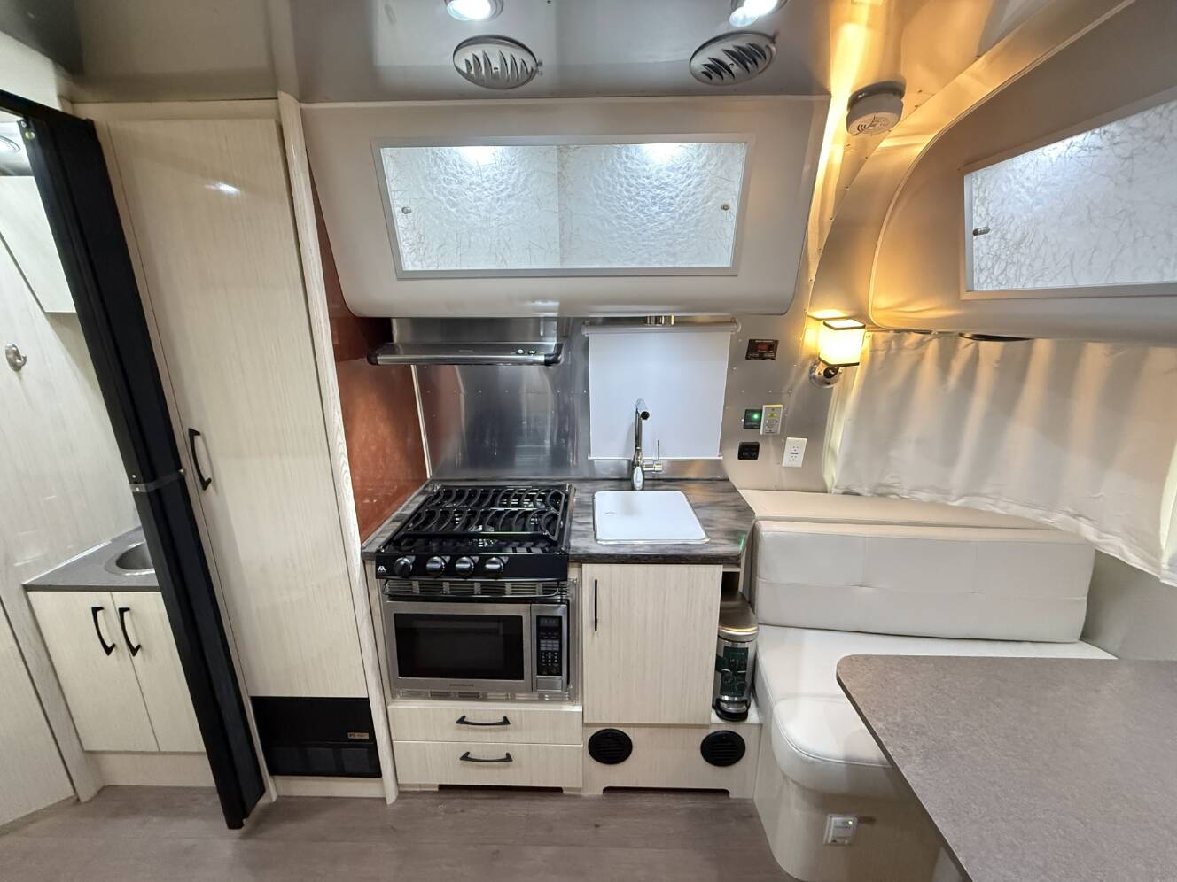 A photo of this 2017 Airstream INTERNATIONAL SERENITY 19CB