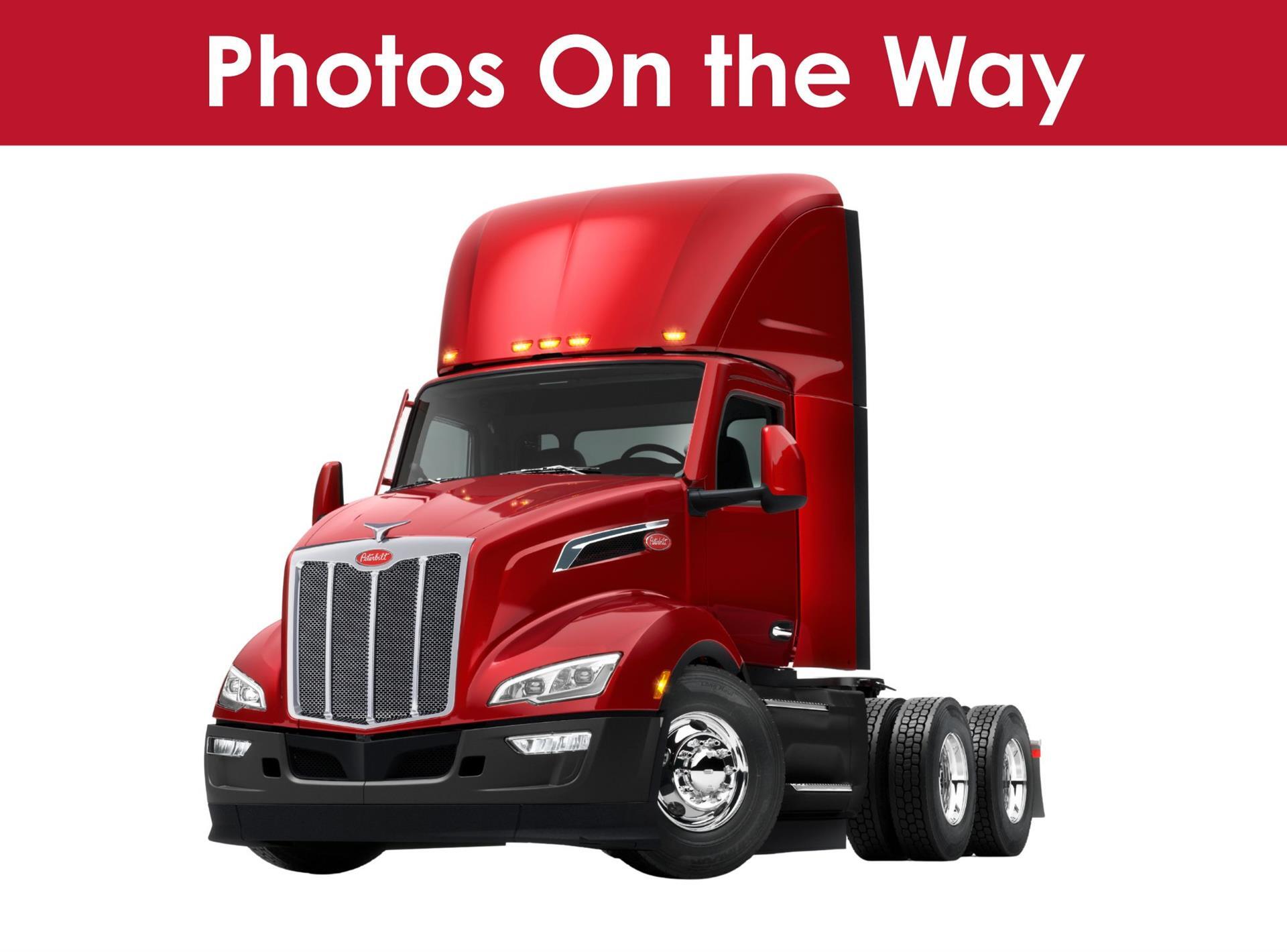 2027 PETERBILT 579 in Stewartville, MN