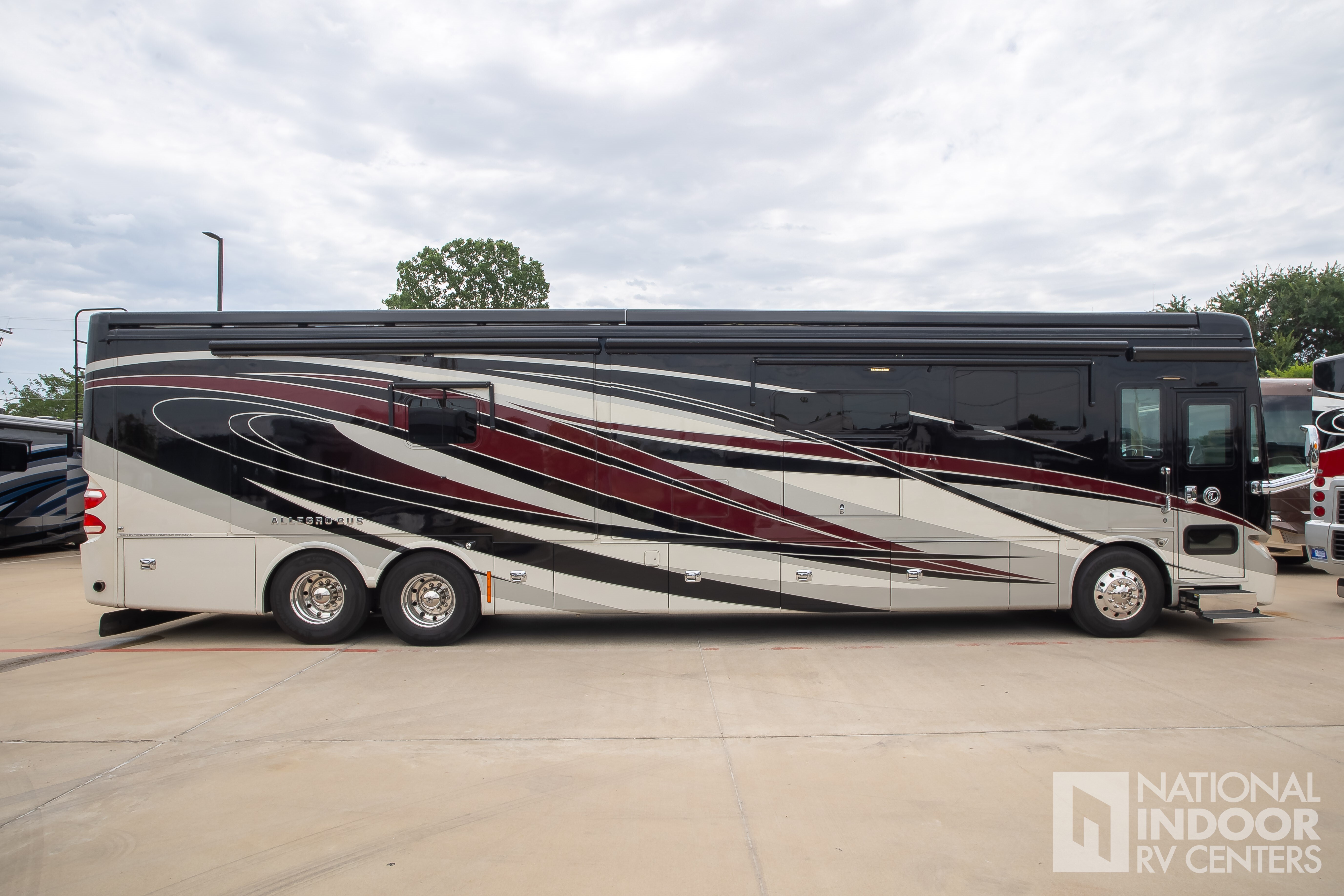 2017 Tiffin Motorhomes Allegro Bus 45OPP in lewisville TX