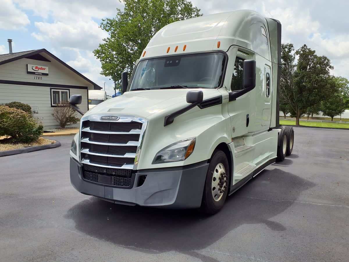 2022 FREIGHTLINER CASCADIA 126 in O Fallon, MO